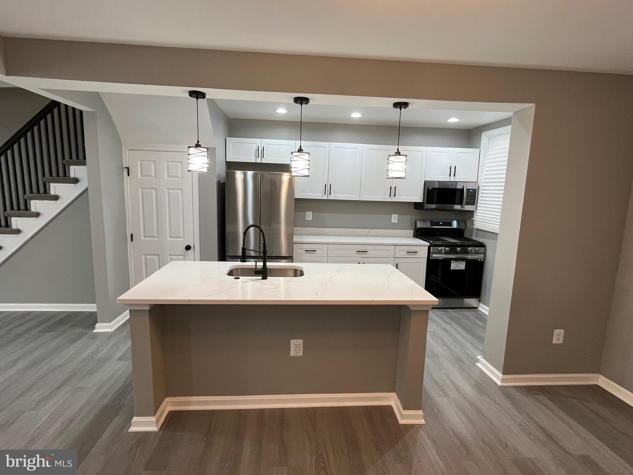 BELAIR-EDISON - Residential