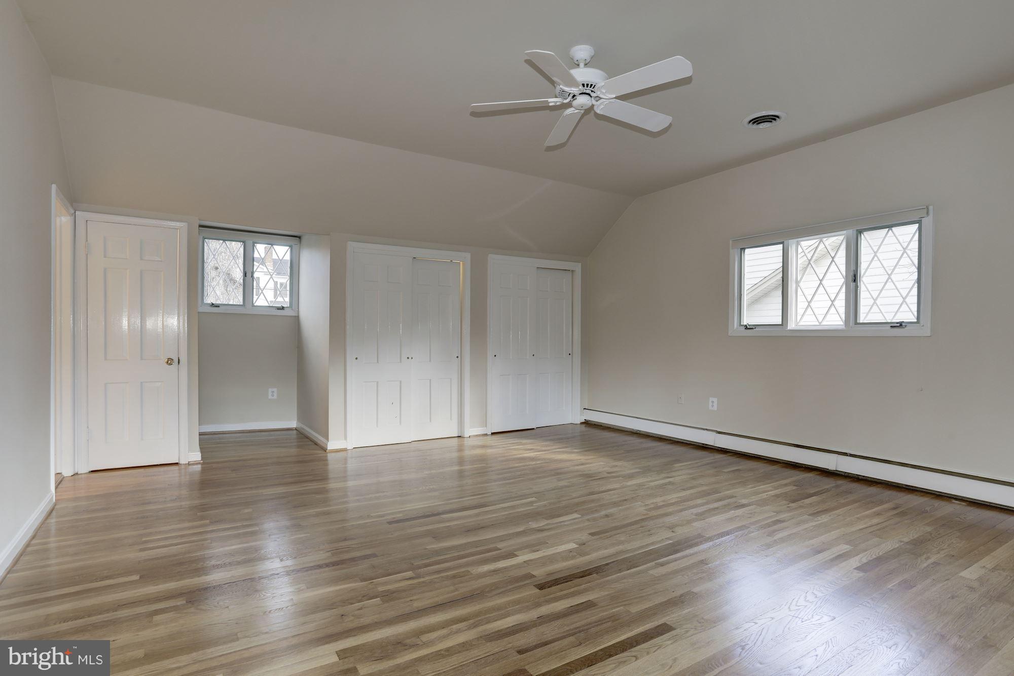 AMERICAN UNIVERSITY PARK - Residential