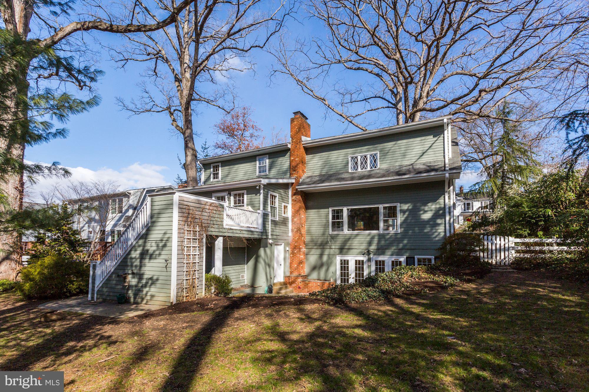 AMERICAN UNIVERSITY PARK - Residential