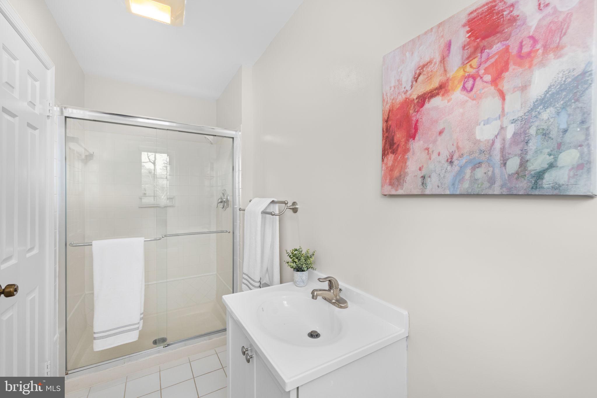 WOLF TRAP WOODS - Residential