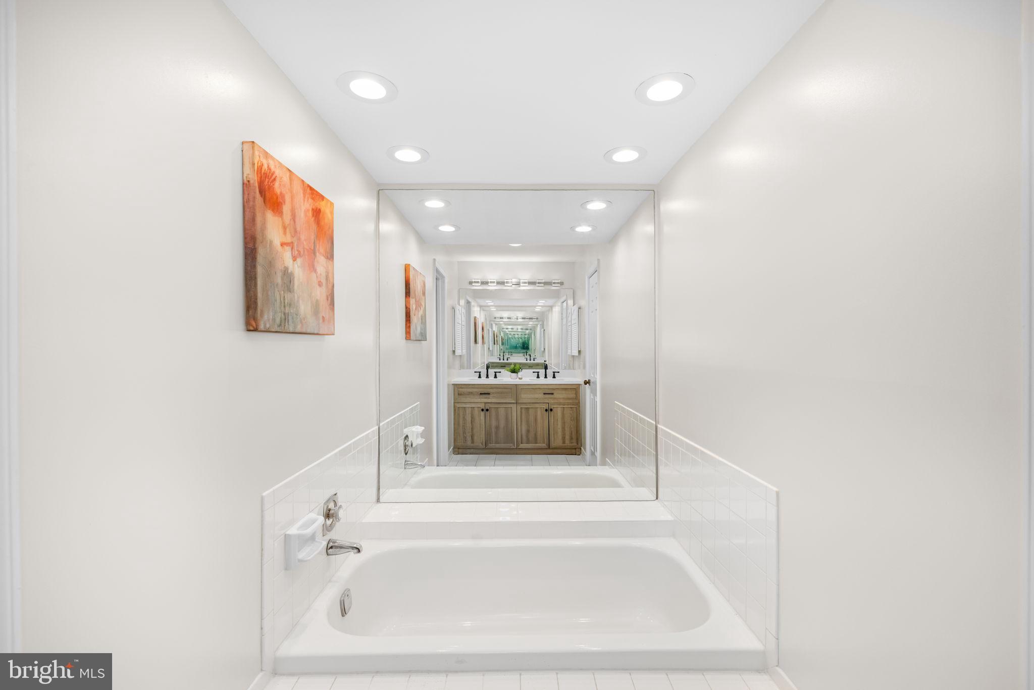 WOLF TRAP WOODS - Residential