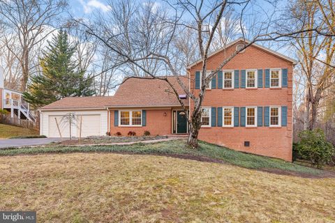 1446 LAUREL HILL ROAD VIENNA VA 22182