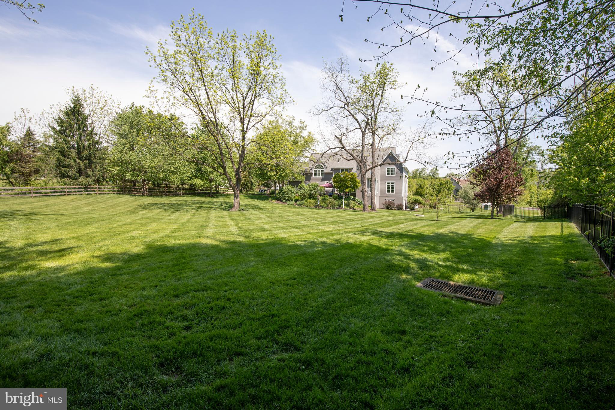 ASHWOOD - Residential