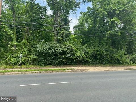 Vacant Land For Sale - 2754 Chain Bridge Road<br/> VIENNA, VA 22181
