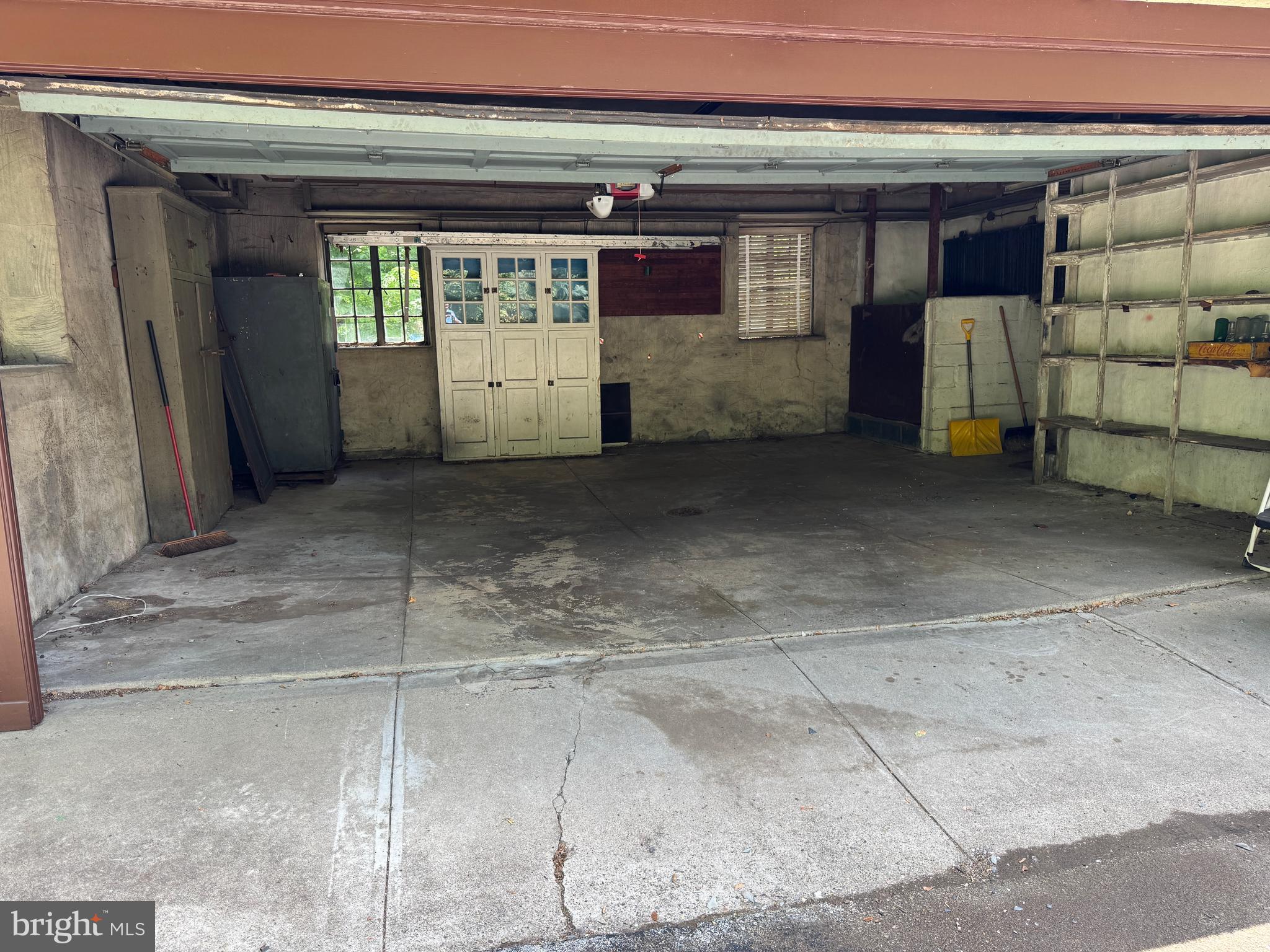 WYNNEWOOD VALLEY - Residential
