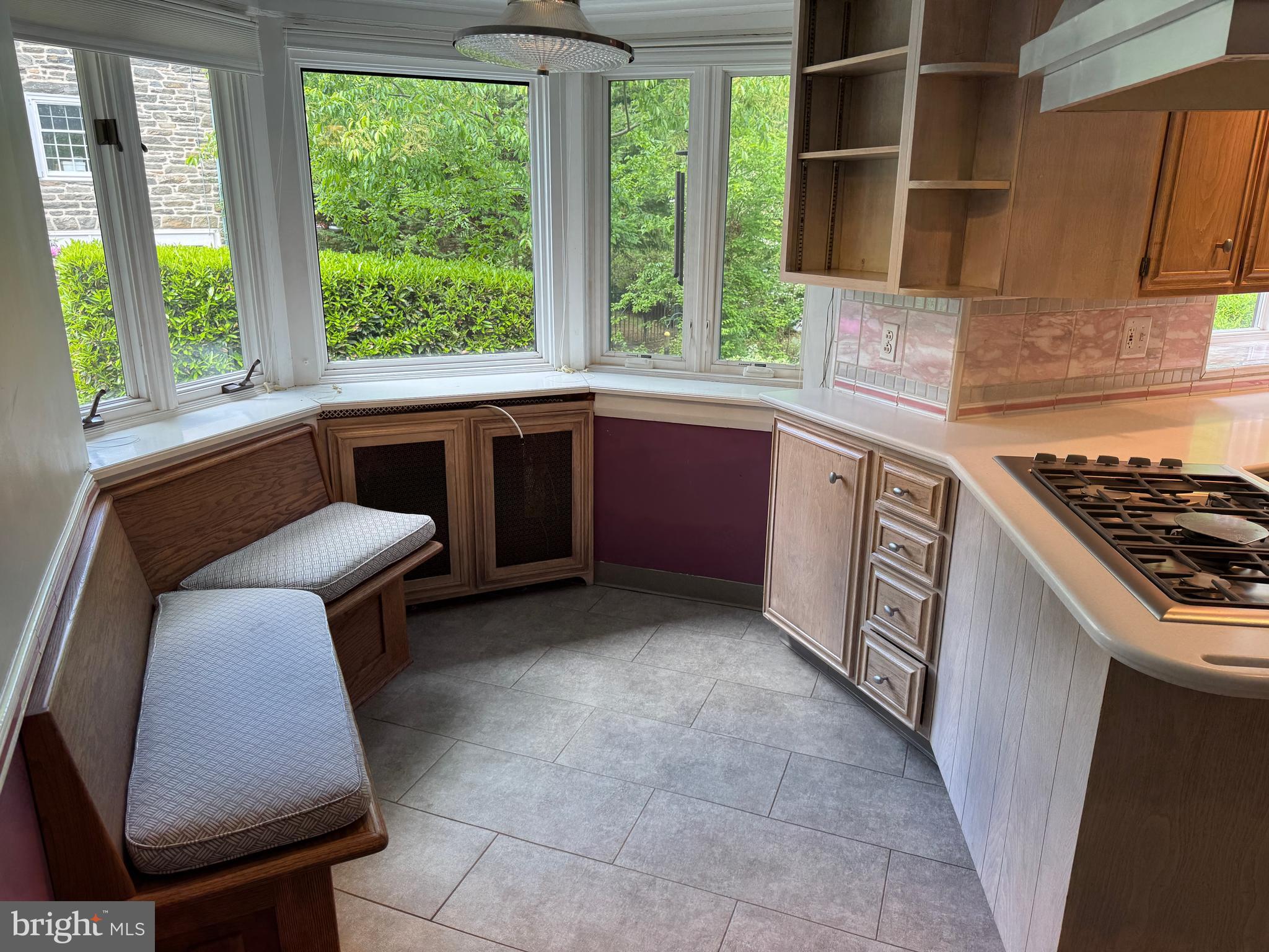 WYNNEWOOD VALLEY - Residential