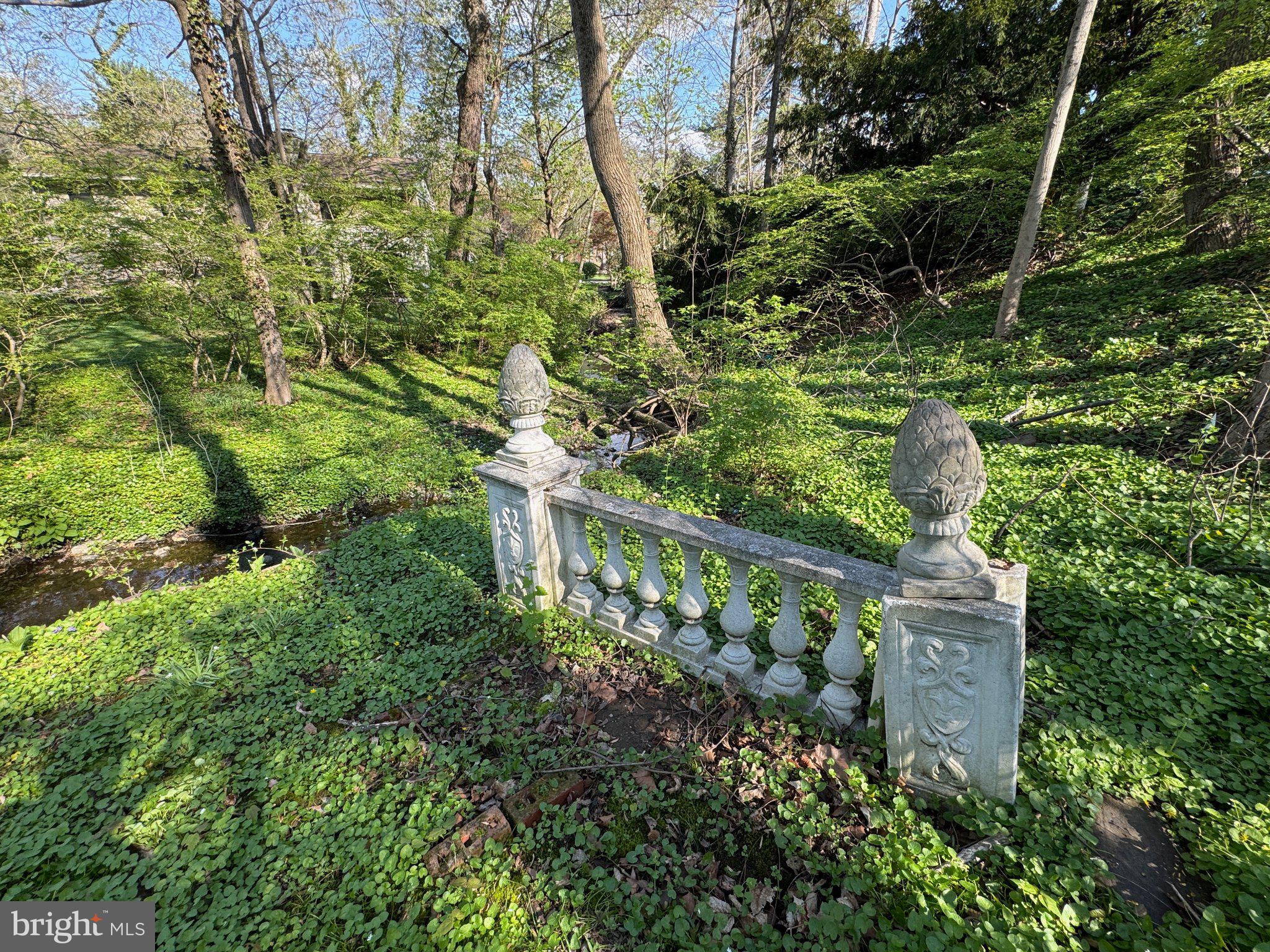 WYNNEWOOD VALLEY - Residential