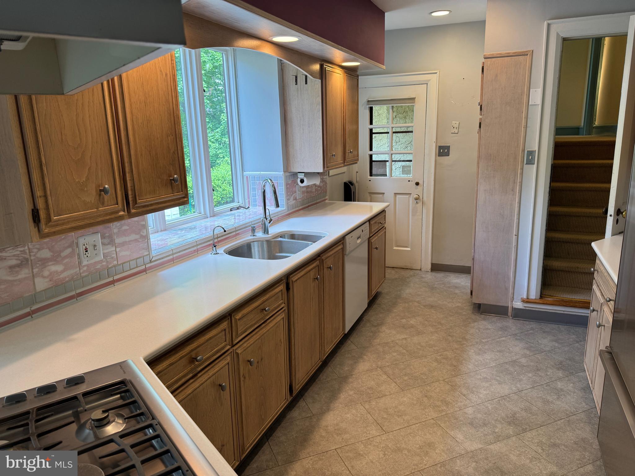 WYNNEWOOD VALLEY - Residential