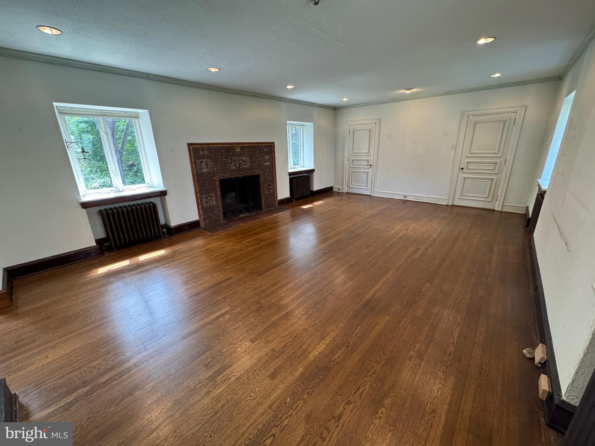 WYNNEWOOD VALLEY - Residential