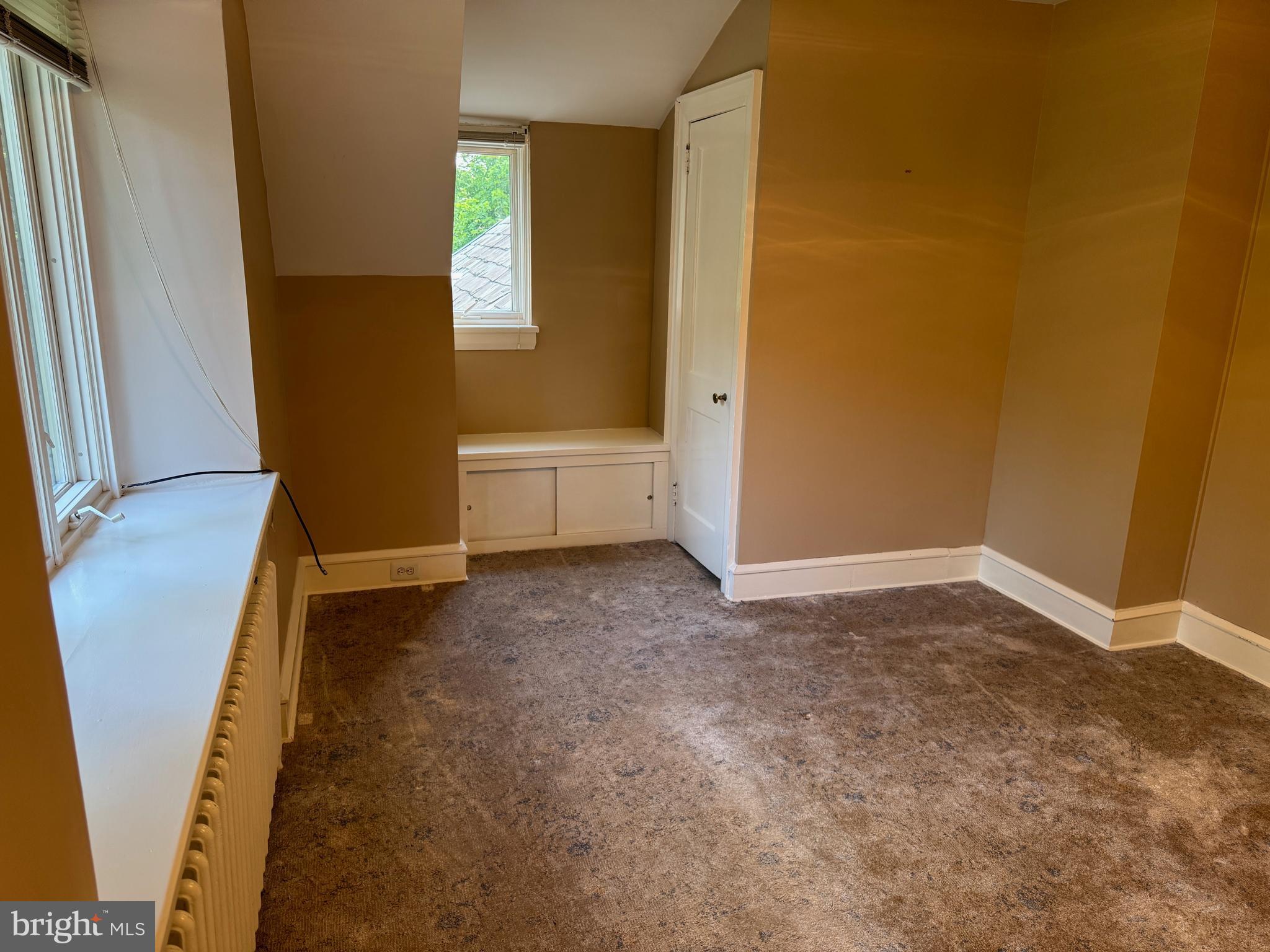 WYNNEWOOD VALLEY - Residential