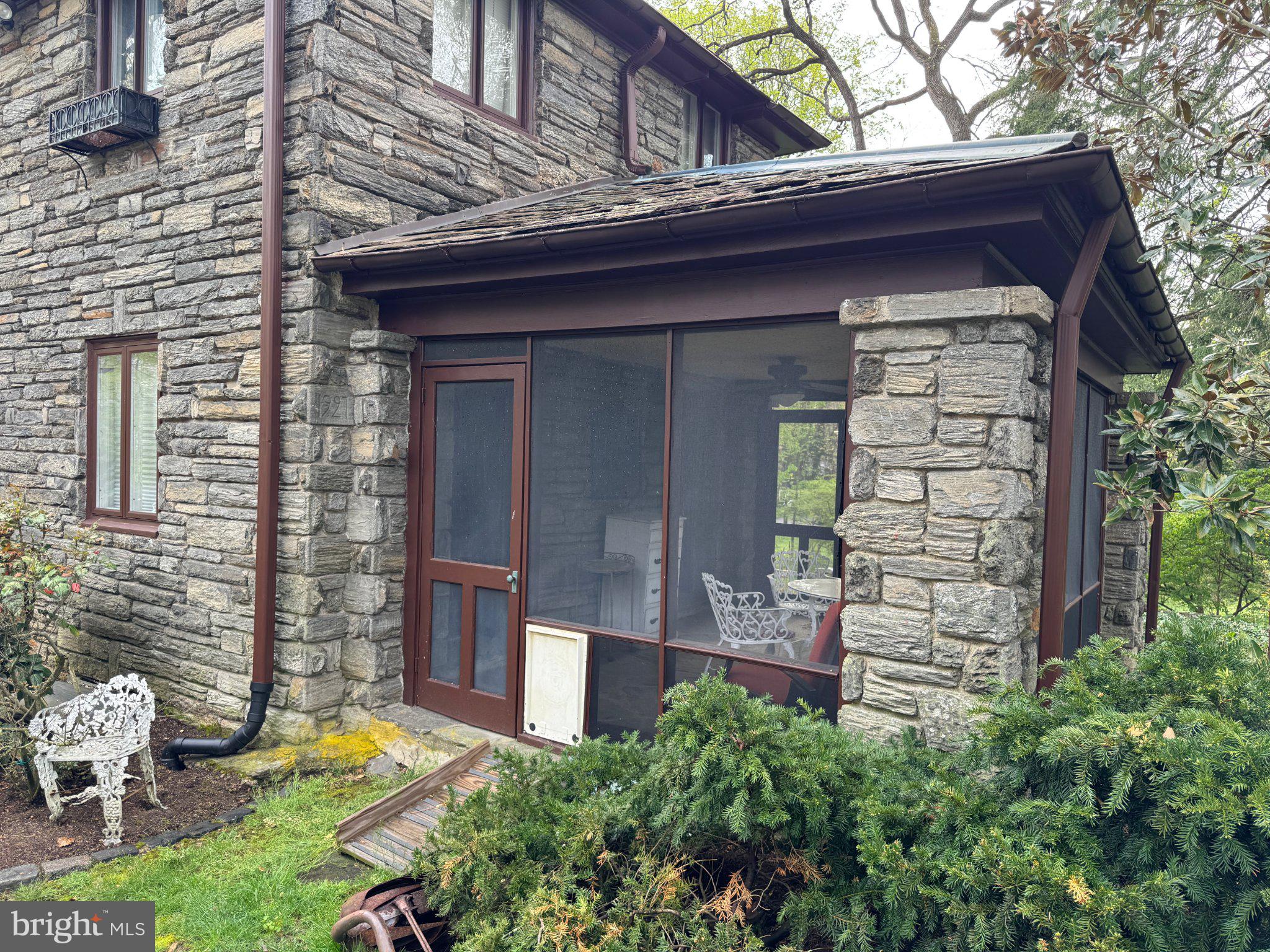 WYNNEWOOD VALLEY - Residential