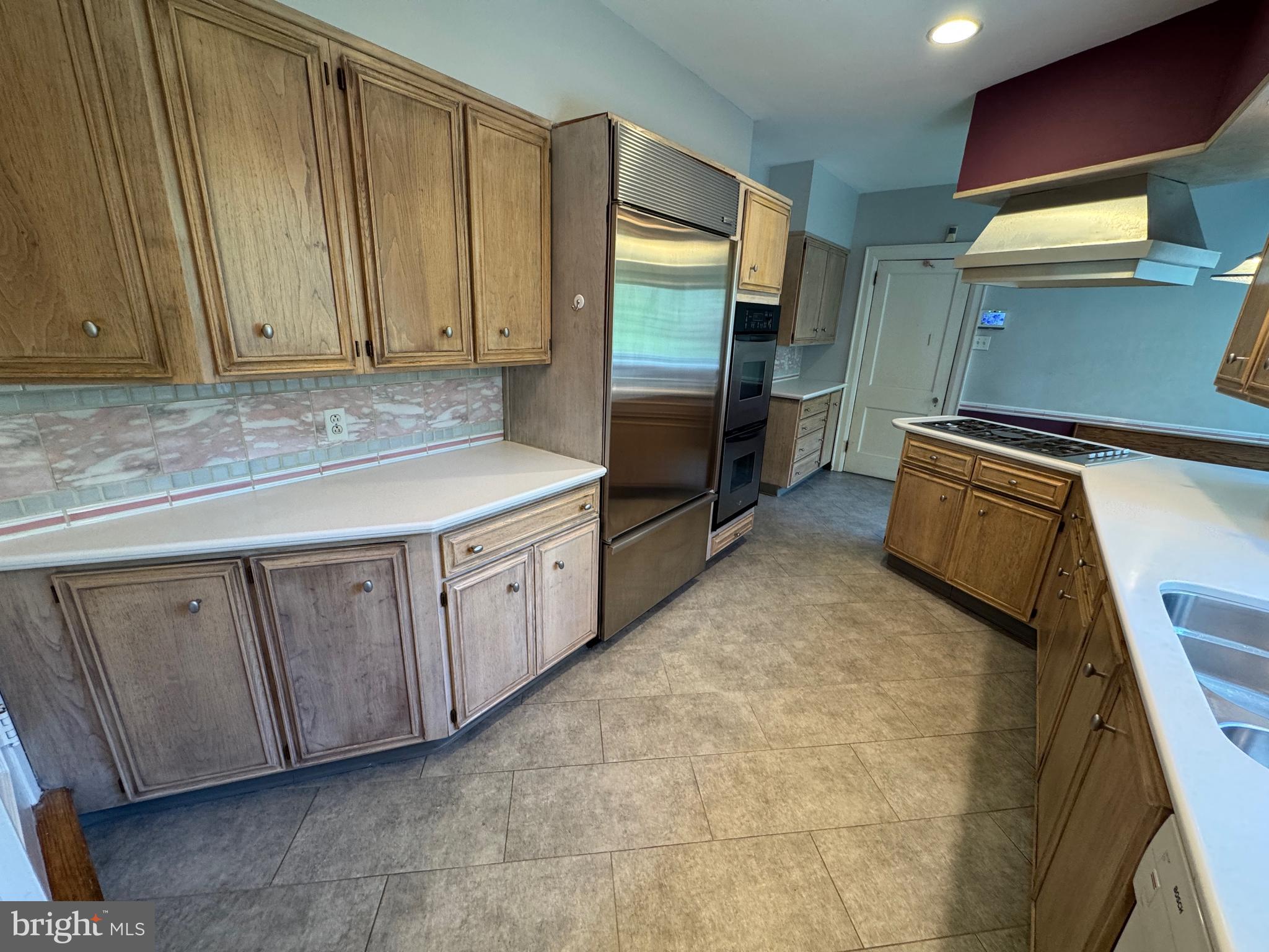 WYNNEWOOD VALLEY - Residential