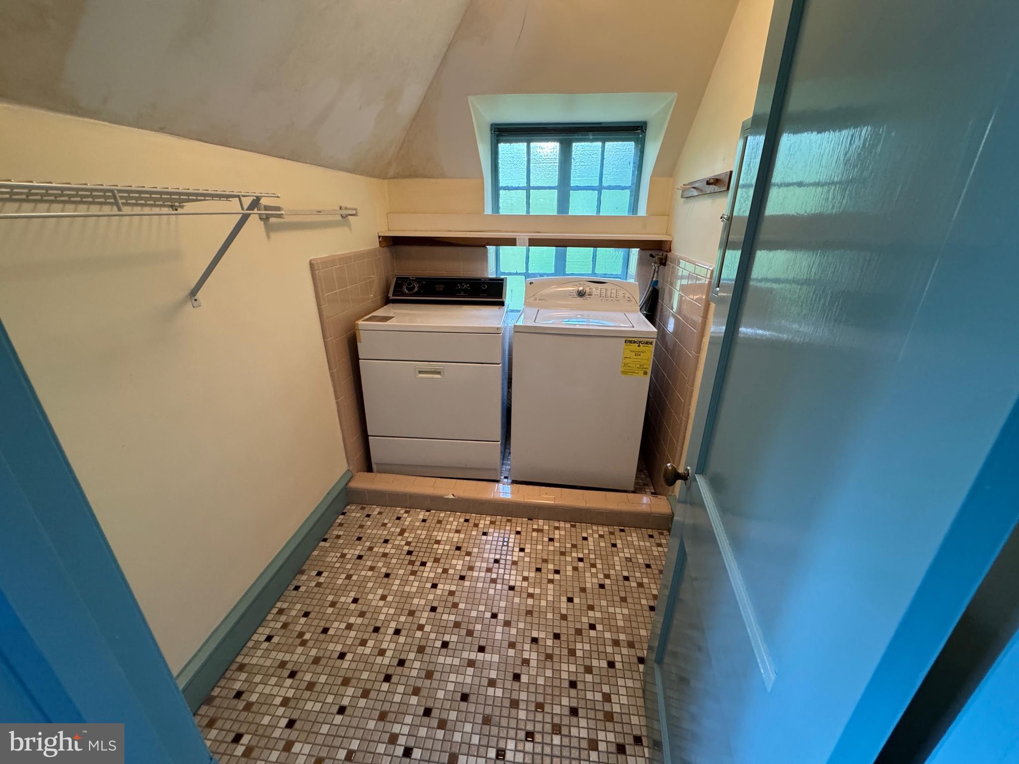 WYNNEWOOD VALLEY - Residential