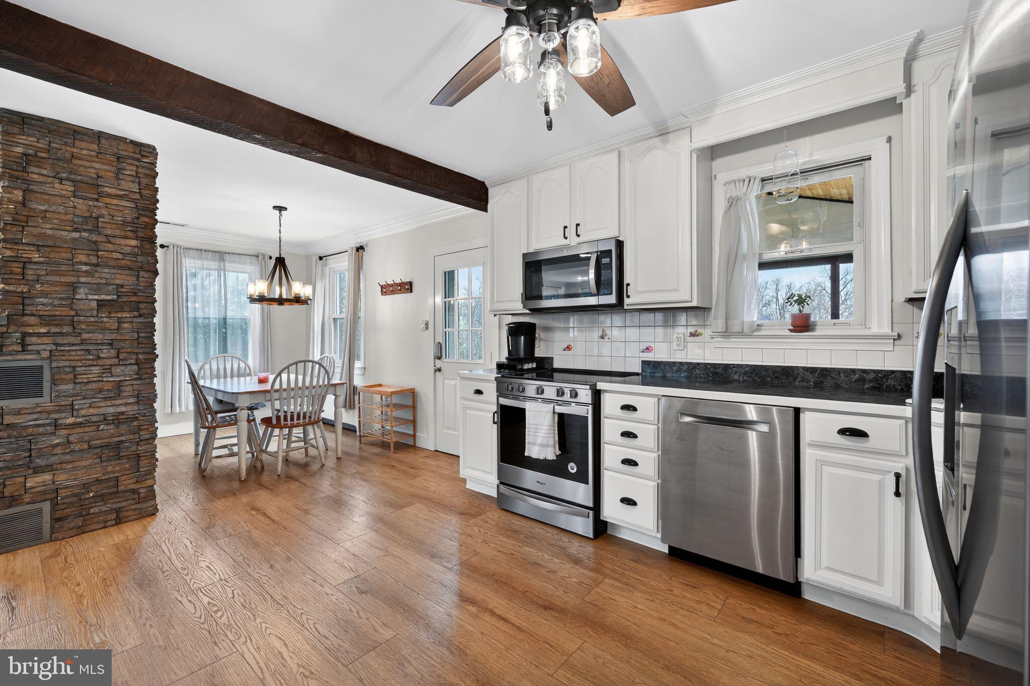 LANSDALE - Residential