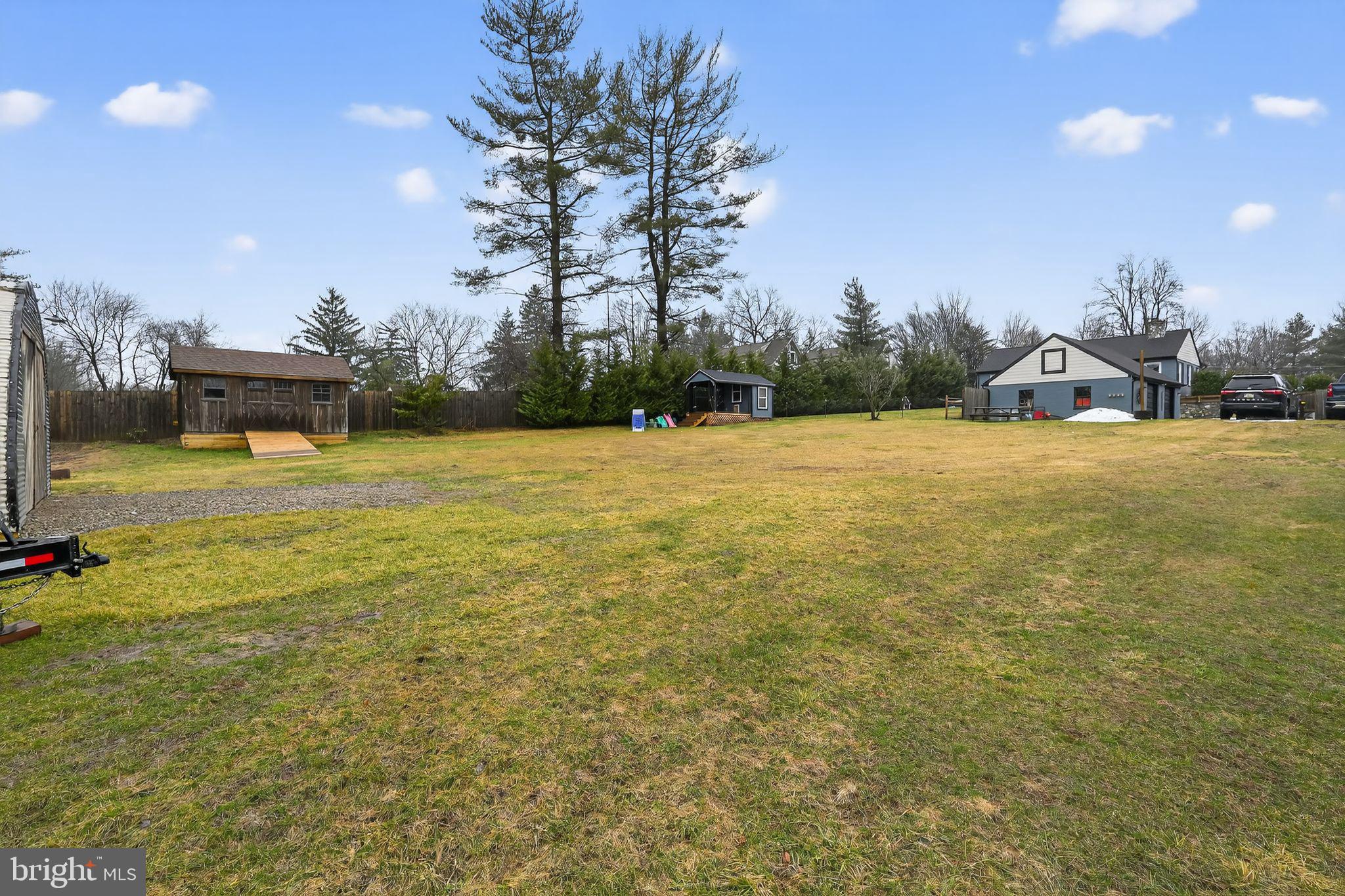 LANSDALE - Residential