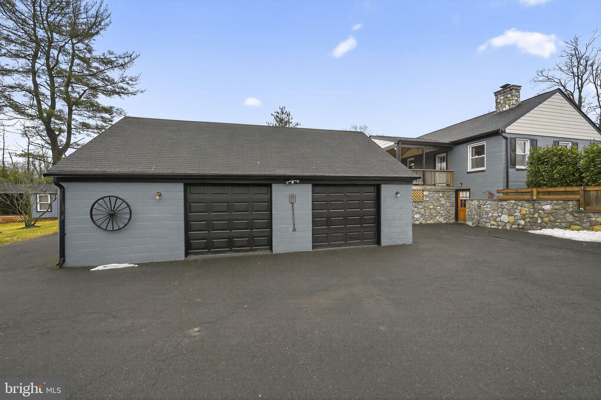 LANSDALE - Residential