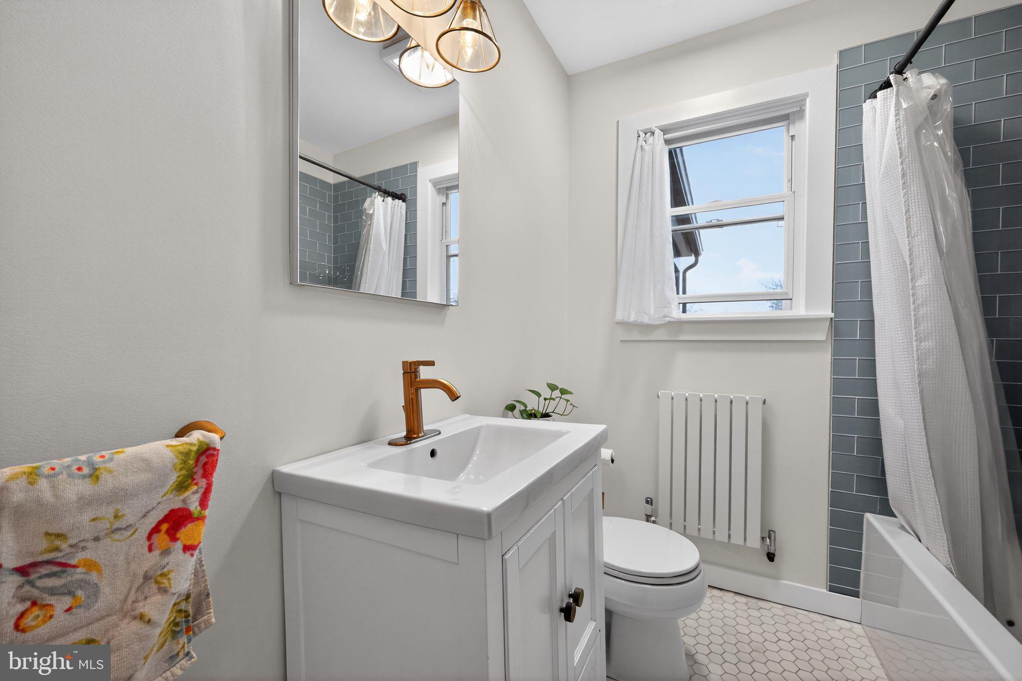 LANSDALE - Residential