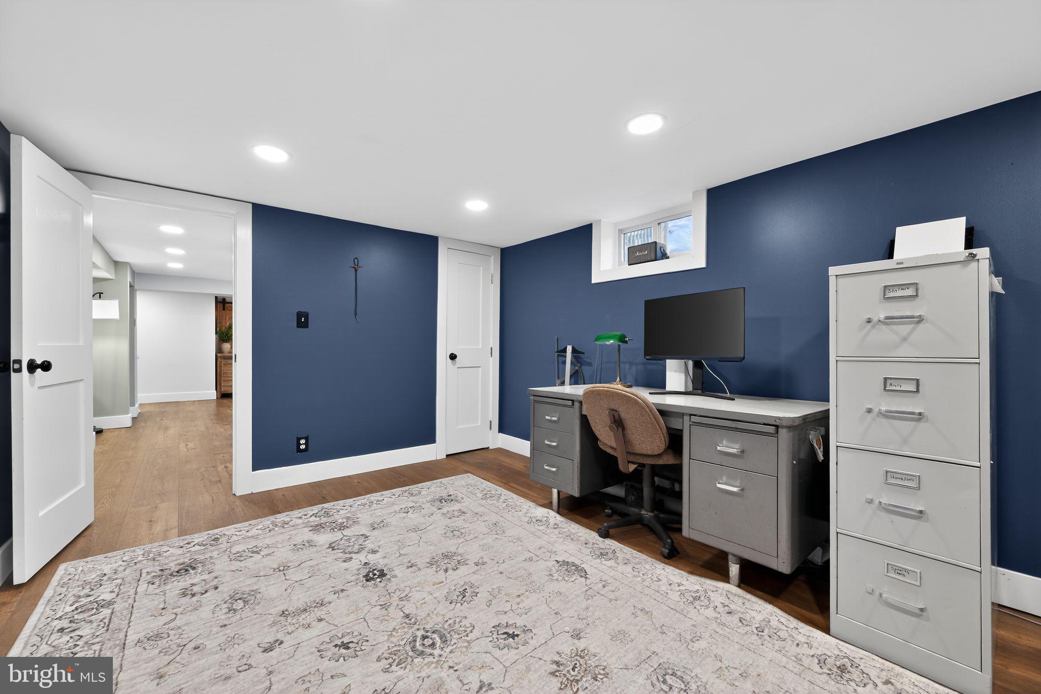 LANSDALE - Residential