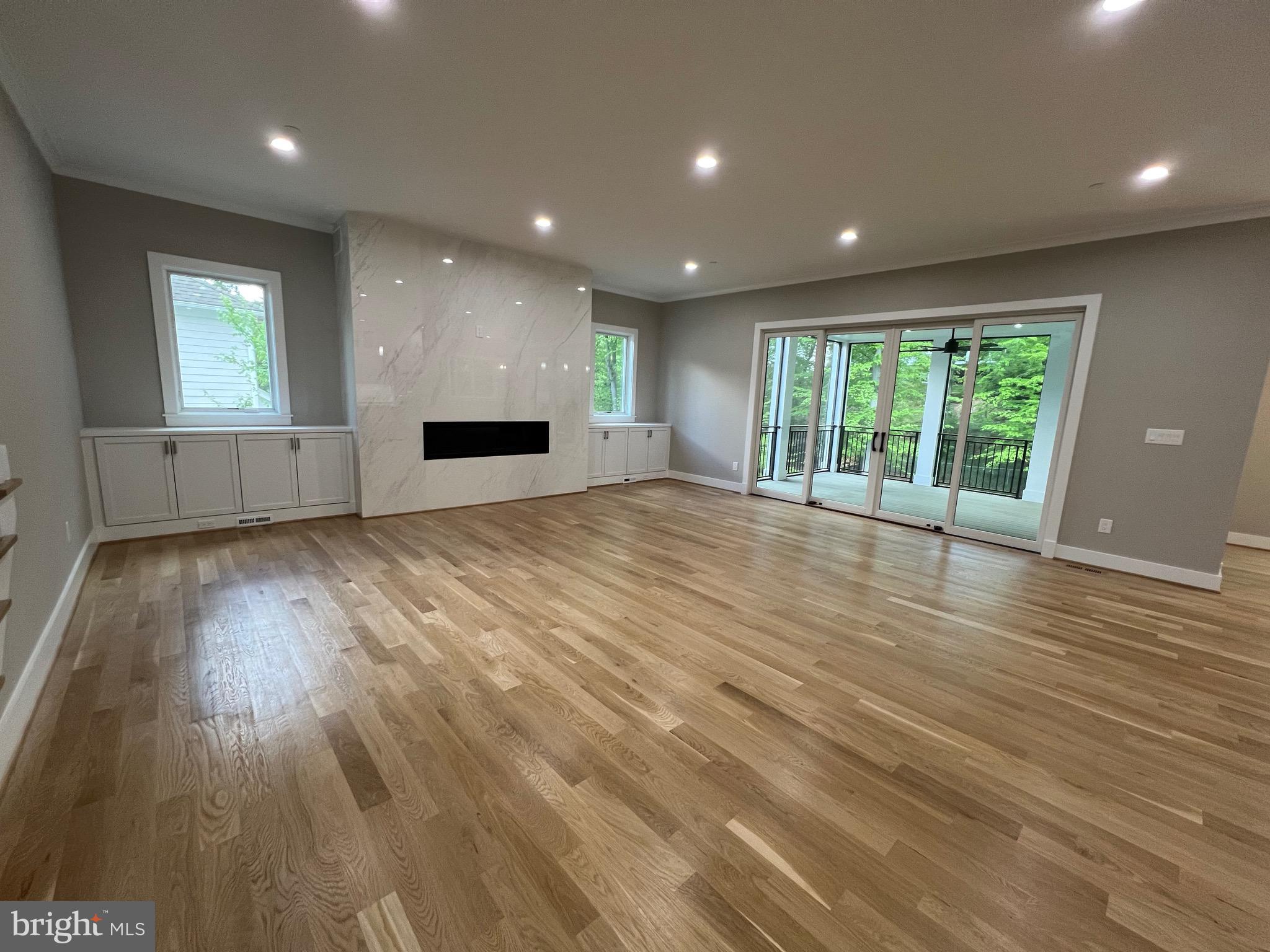 BURNING TREE VALLEY - Residential