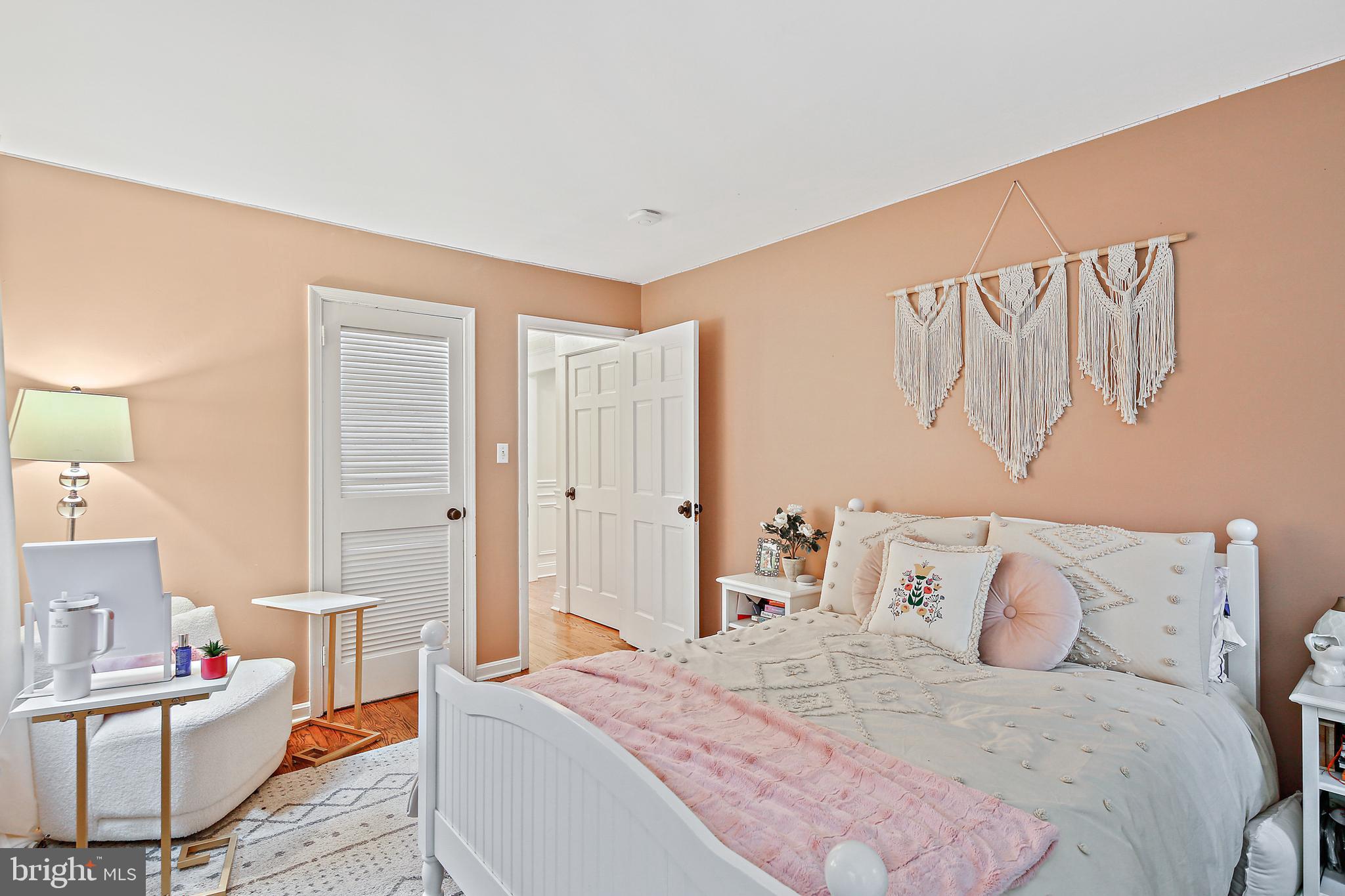 CHARTWELL - Residential