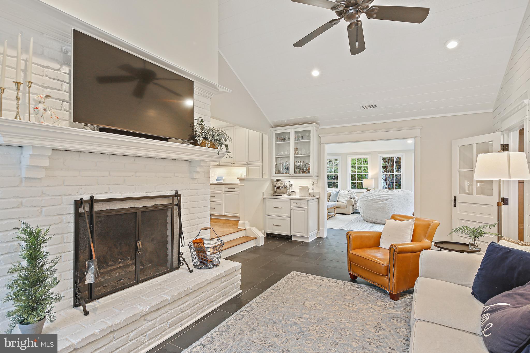 CHARTWELL - Residential