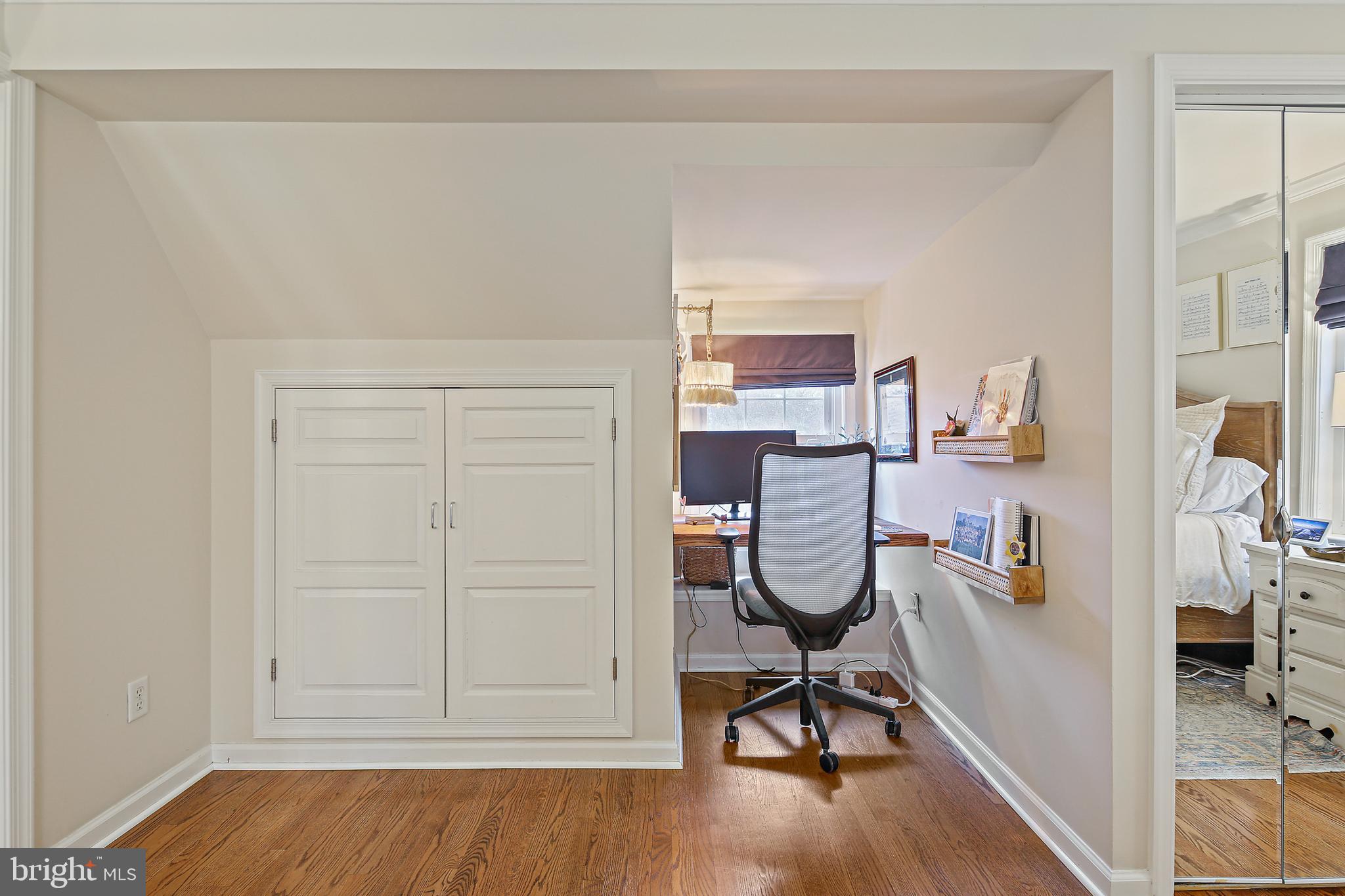 CHARTWELL - Residential