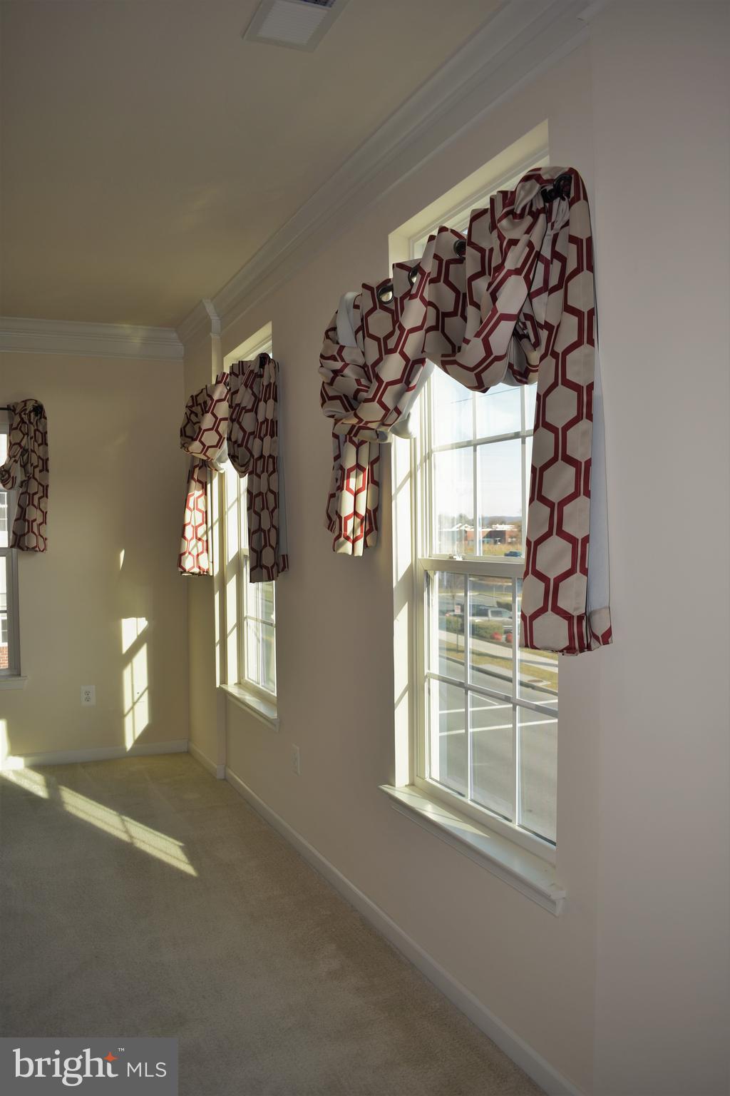 MARKET SQUARE - Residential Lease