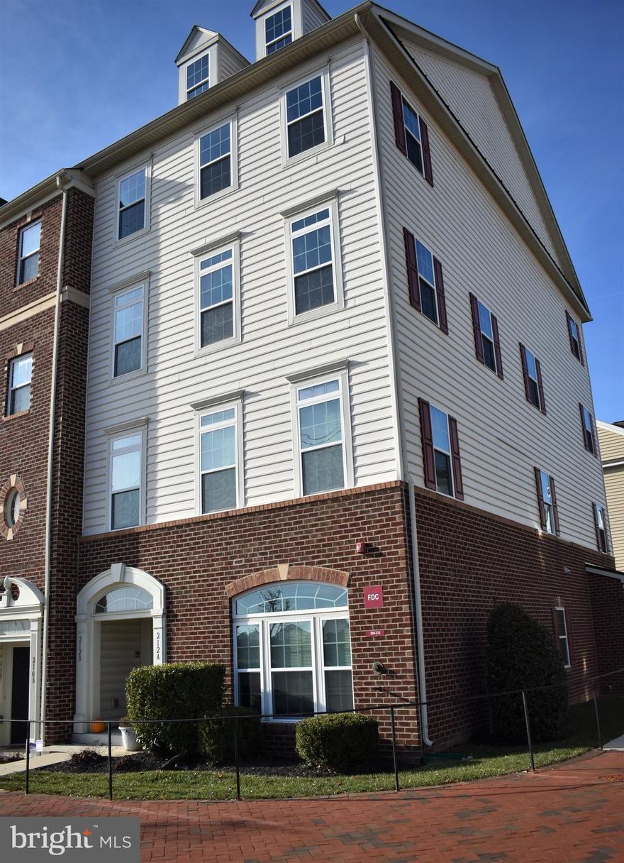 PRIME location townhome in Frederick's sought-after worry free Market Square community. This two-level home boasts plush carpeting throughout, providing a cozy and inviting atmosphere.

As you step inside, you'll be greeted by an airy open floor plan, allowing an abundance of natural light to flood the space. The family room, conveniently situated off the kitchen, features a gas fireplace for added comfort and warmth. Complete with a washer and dryer, ensuring convenience and ease in your daily routines.

The kitchen offers a nice-sized gourmet space with stainless steel appliances, stunning granite countertops, a large kitchen island, custom cabinets, and modern lighting fixtures.
Relax in the sun room right next to the balcony and enjoy the sunshine.

Upstairs, in addition to 2 nice sized bedrooms, the primary bedroom impresses with its spacious layout, raised ceilings, crown molding, and a walk-in closet featuring a daylight window, flooding the space with natural light, also featuring a primary bath boasting a beautiful soaking tub, a large double vanity, and a separate shower for indulgent relaxation.

PET FRIENDLY - pet under 40lbs welcome. Parking is a breeze with a 1 CAR GARAGE, providing secure storage and protection for your vehicle.

Don't miss out on this fantastic opportunity to call this townhome your own!

Close to I-270, Route 15, Shopping, and walking trails.
Minutes to Catoctin Mountain Park and Vineyard.