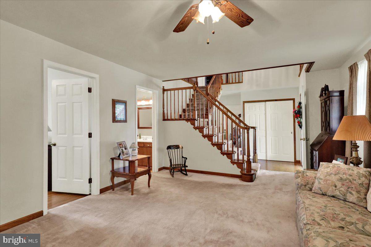 1170 N MANOR ROAD