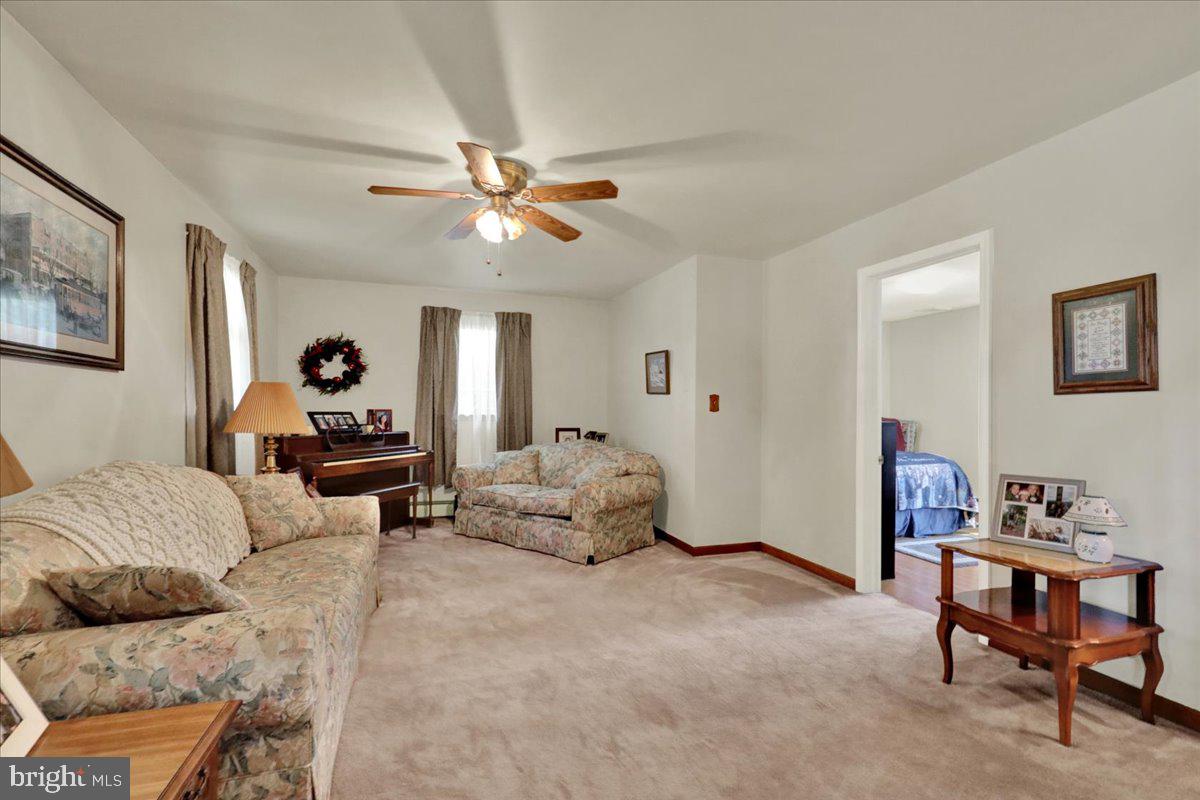 1170 N MANOR ROAD