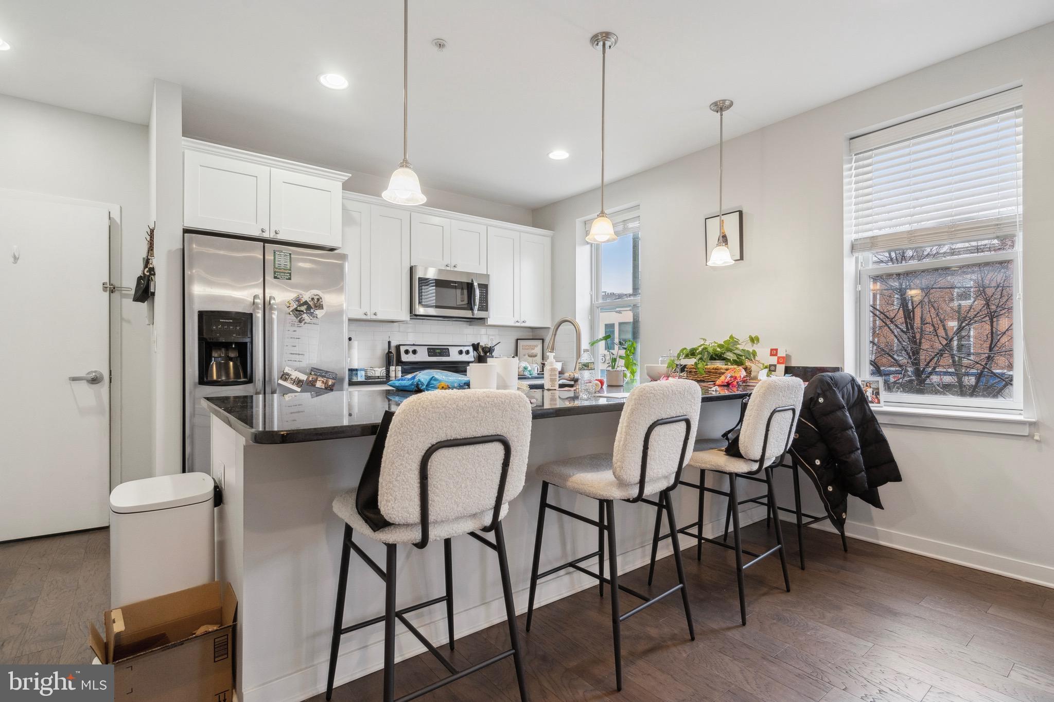 NORTHERN LIBERTIES - Commercial Sale