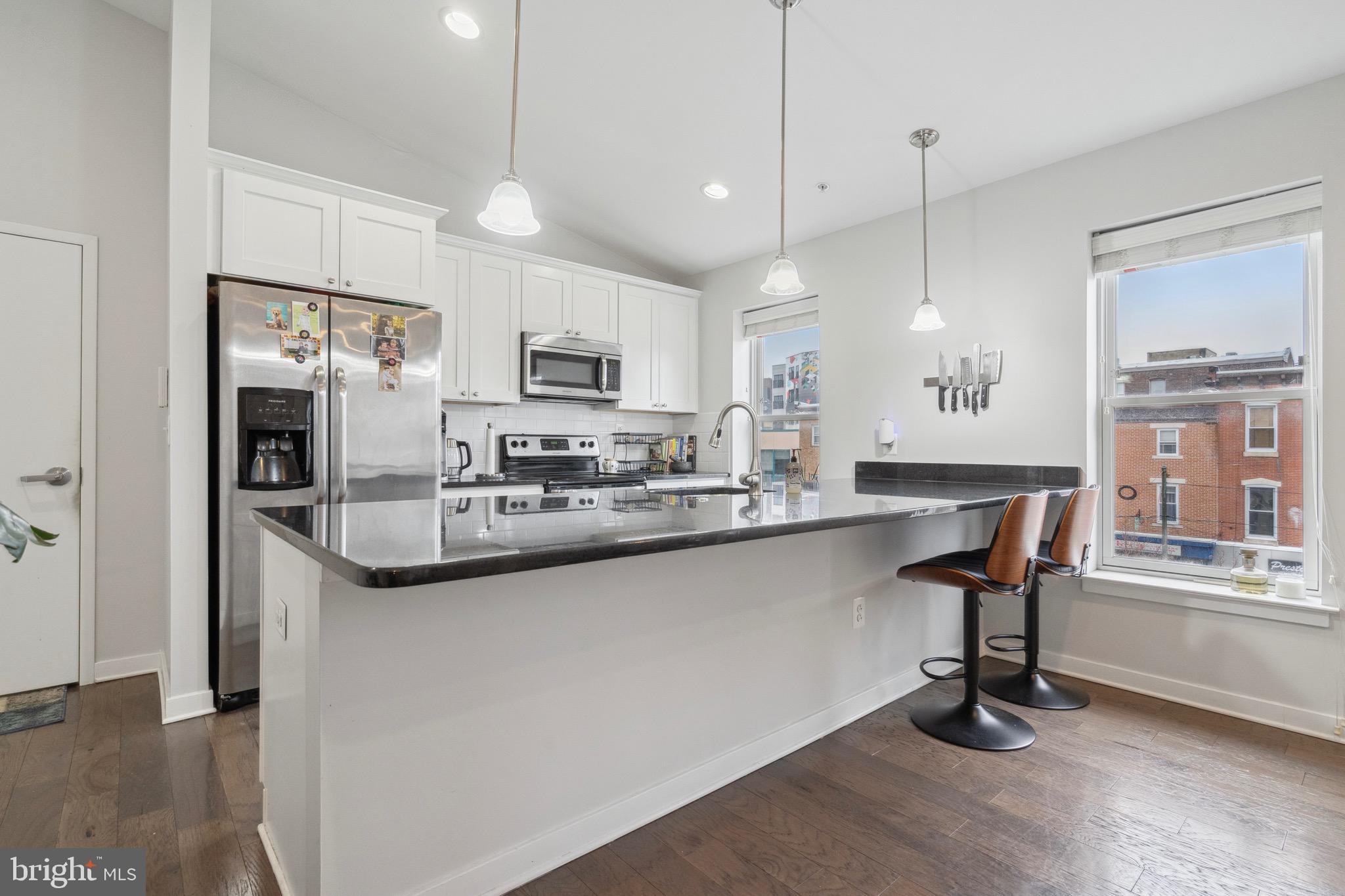 NORTHERN LIBERTIES - Commercial Sale