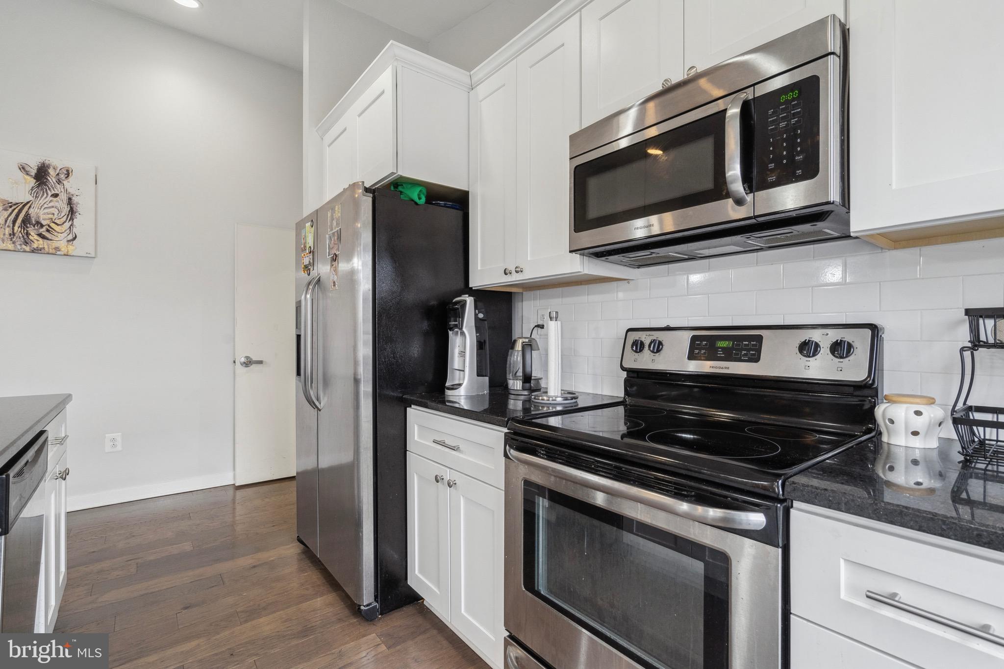 NORTHERN LIBERTIES - Commercial Sale