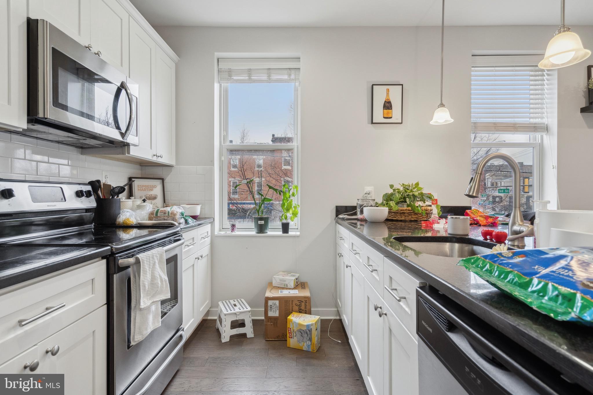 NORTHERN LIBERTIES - Commercial Sale