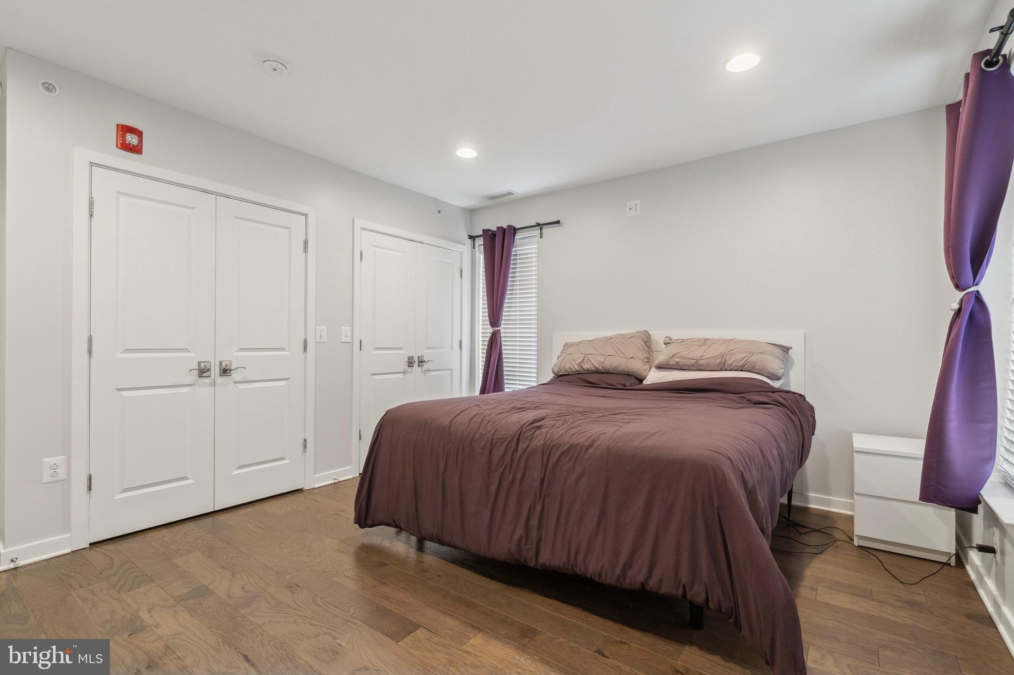 NORTHERN LIBERTIES - Commercial Sale