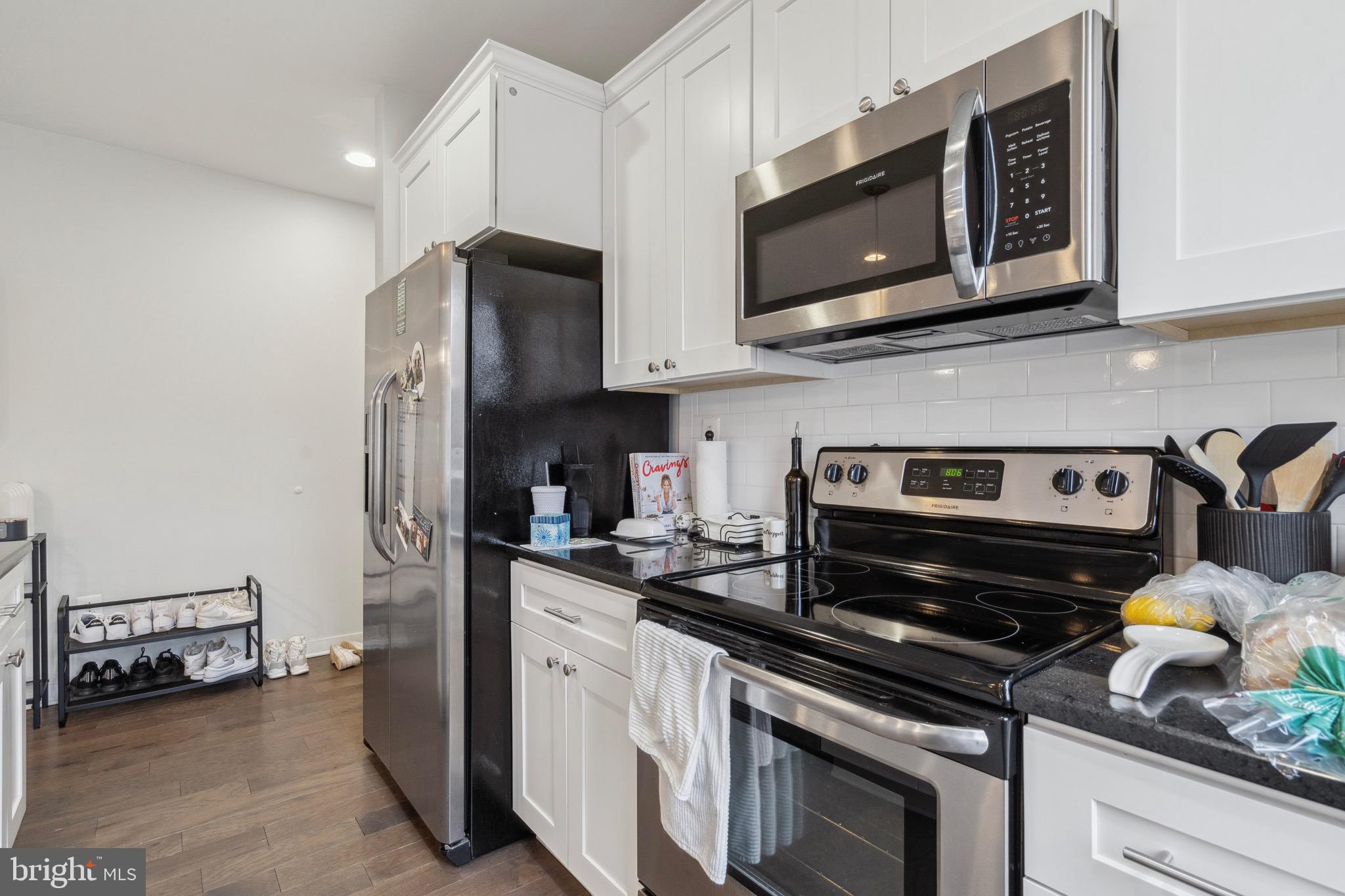 NORTHERN LIBERTIES - Commercial Sale