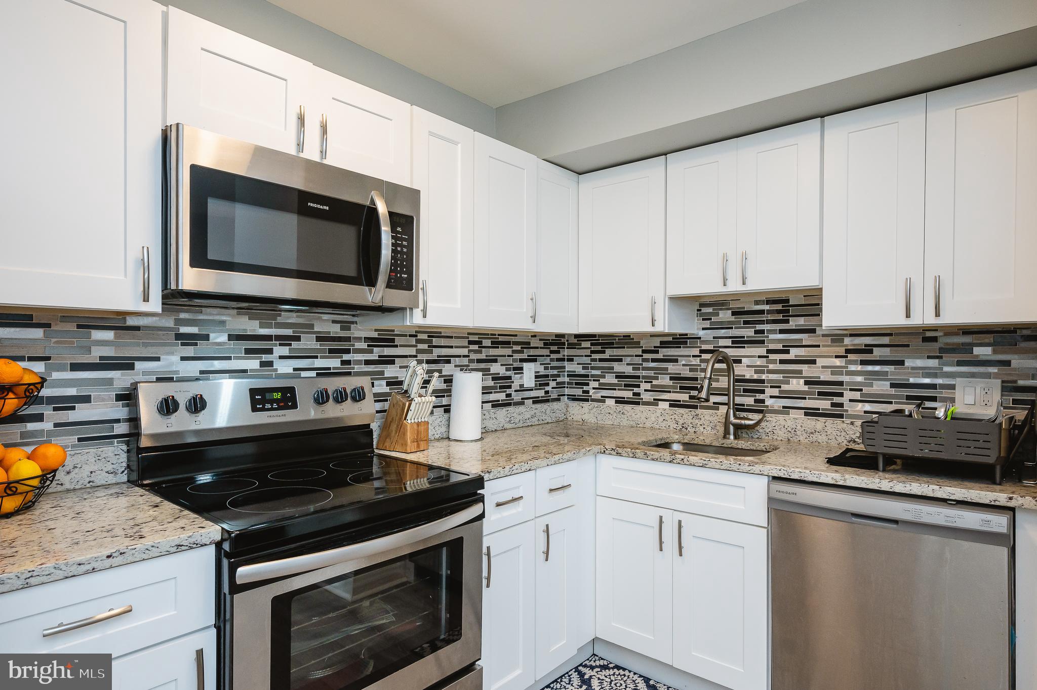 FRANKLIN RIDGE TOWNHOUSE - Residential