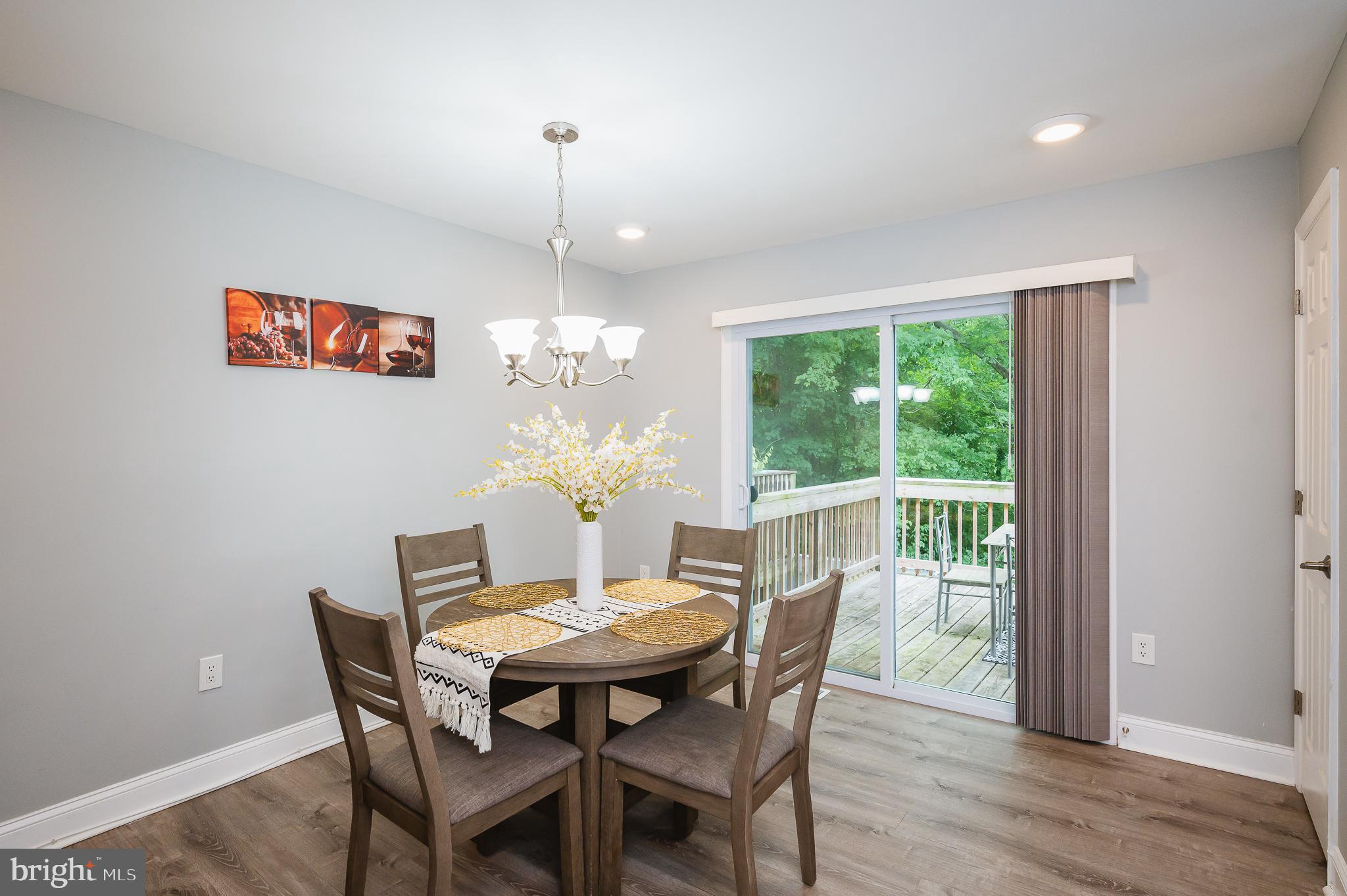 FRANKLIN RIDGE TOWNHOUSE - Residential