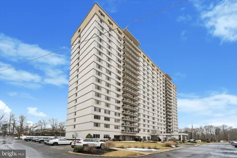 MLS: NJCD2114800