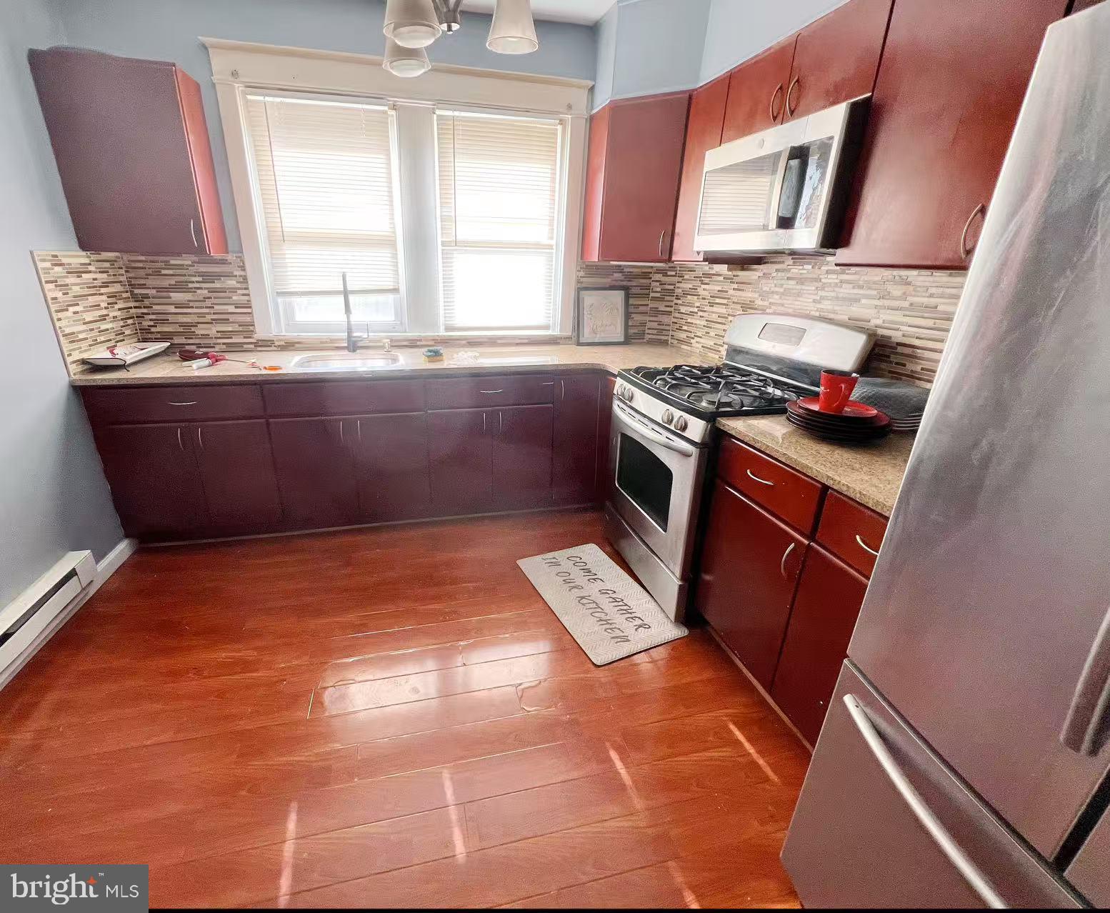 MAYFAIR (EAST) - Residential