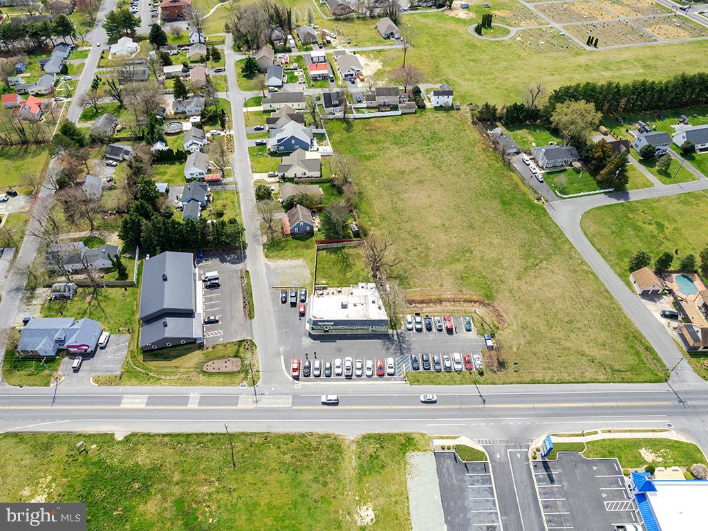211 BROADKILL ROAD