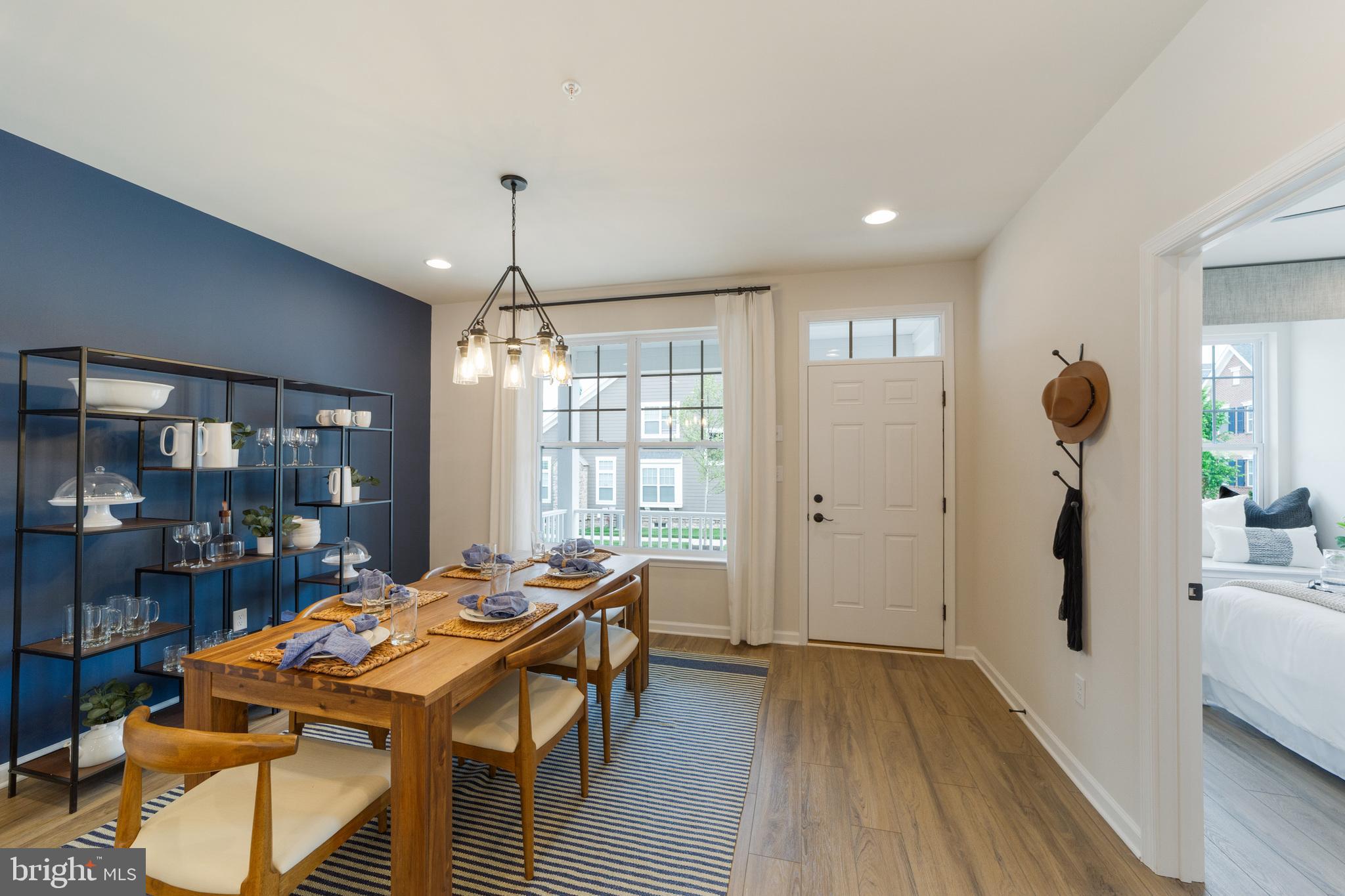 SPRING OAK - Residential