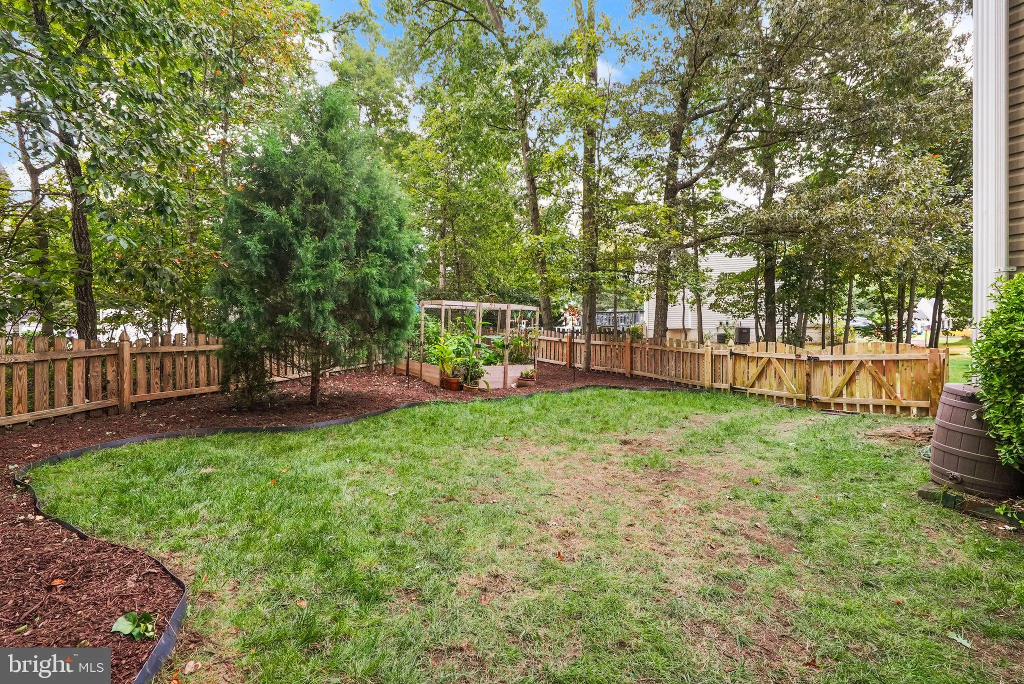 Fredericksburg, Virginia 22408, United States, 5 Bedrooms Bedrooms, ,3 BathroomsBathrooms,Residential,Pending,196879