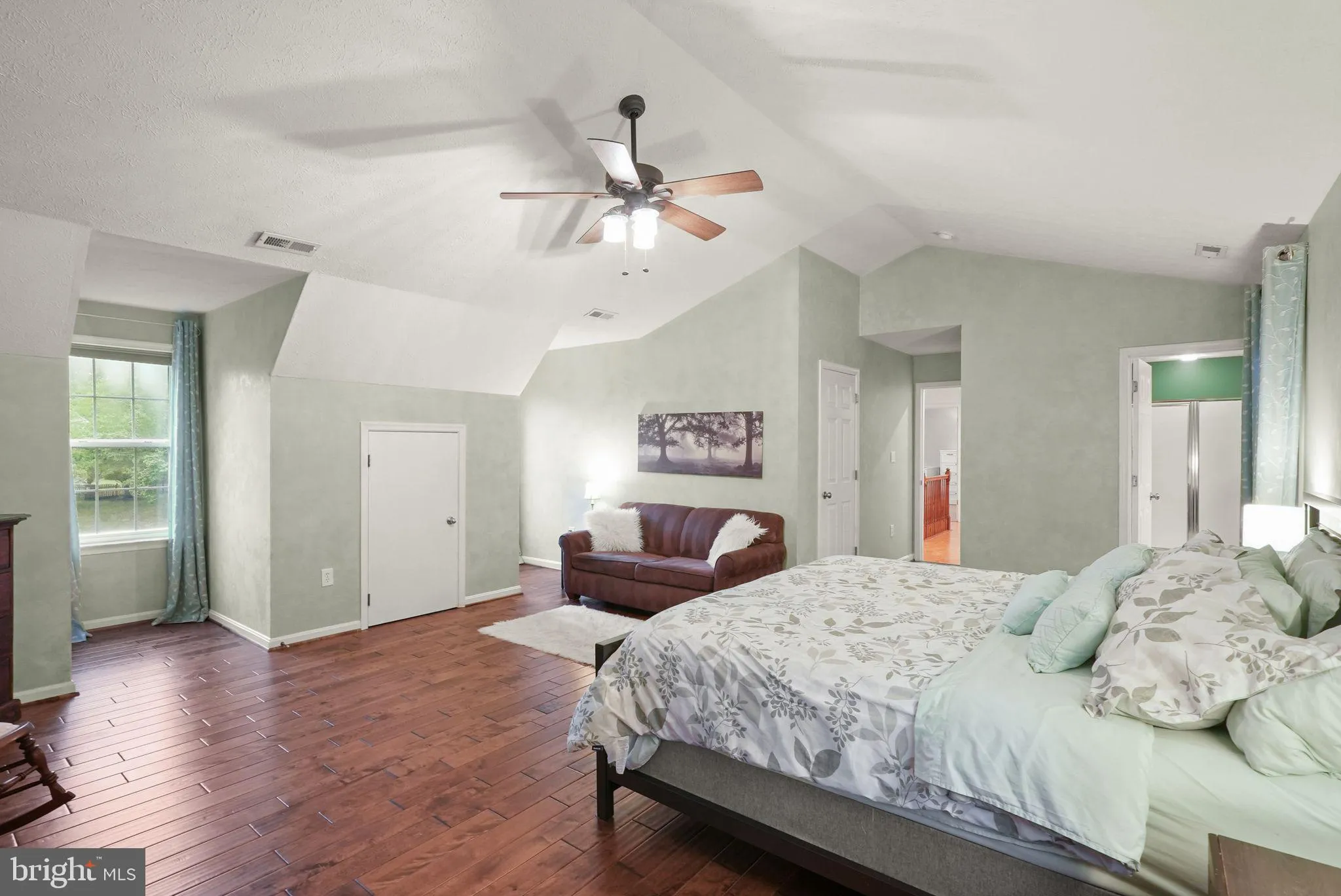 Fredericksburg, Virginia 22408, United States, 5 Bedrooms Bedrooms, ,3 BathroomsBathrooms,Residential,Pending,196879