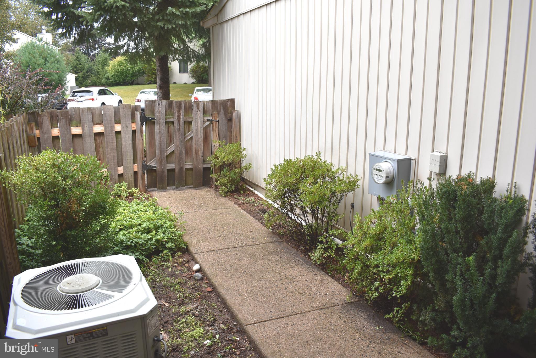 ARROWHEAD - Residential