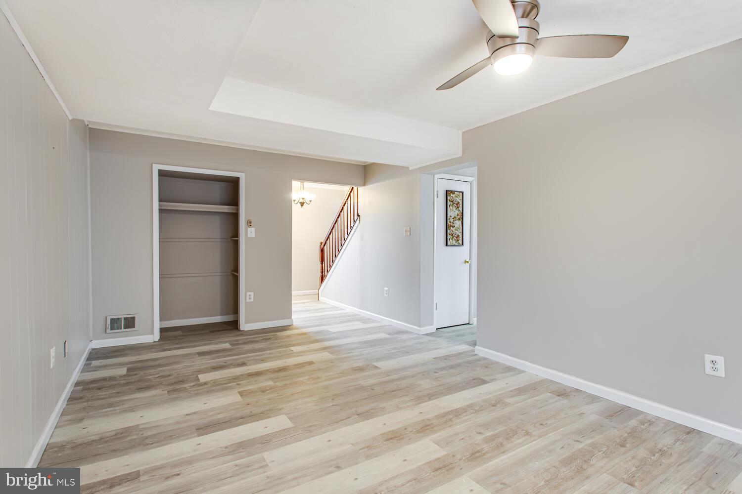 ST CHARLES - CARRINGTON - Residential