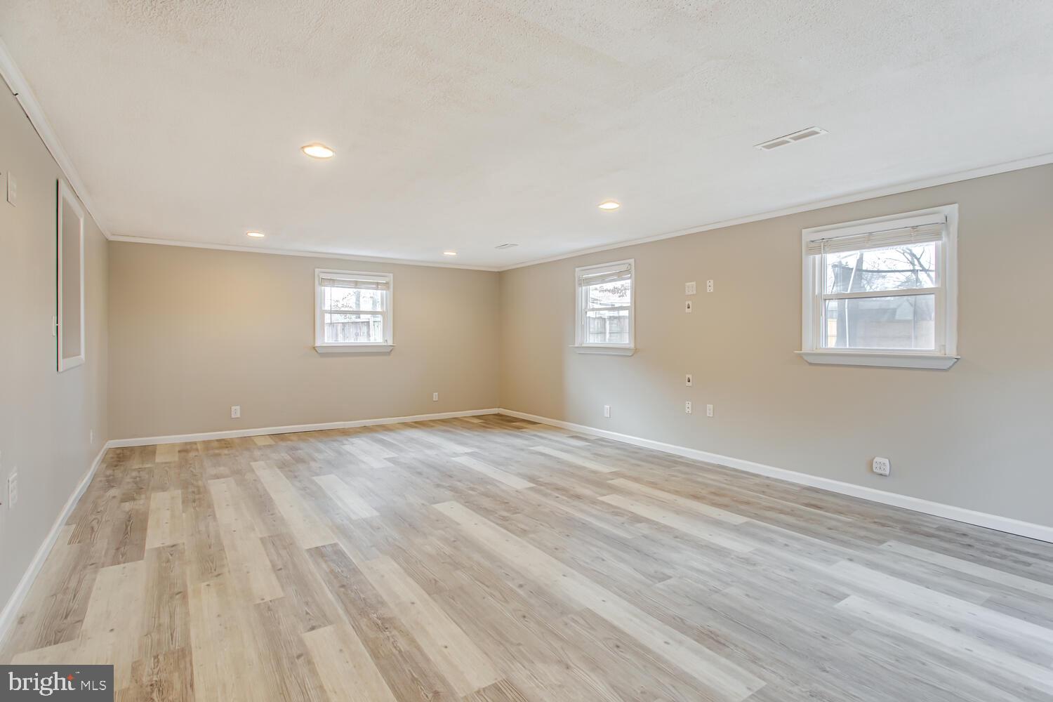 ST CHARLES - CARRINGTON - Residential