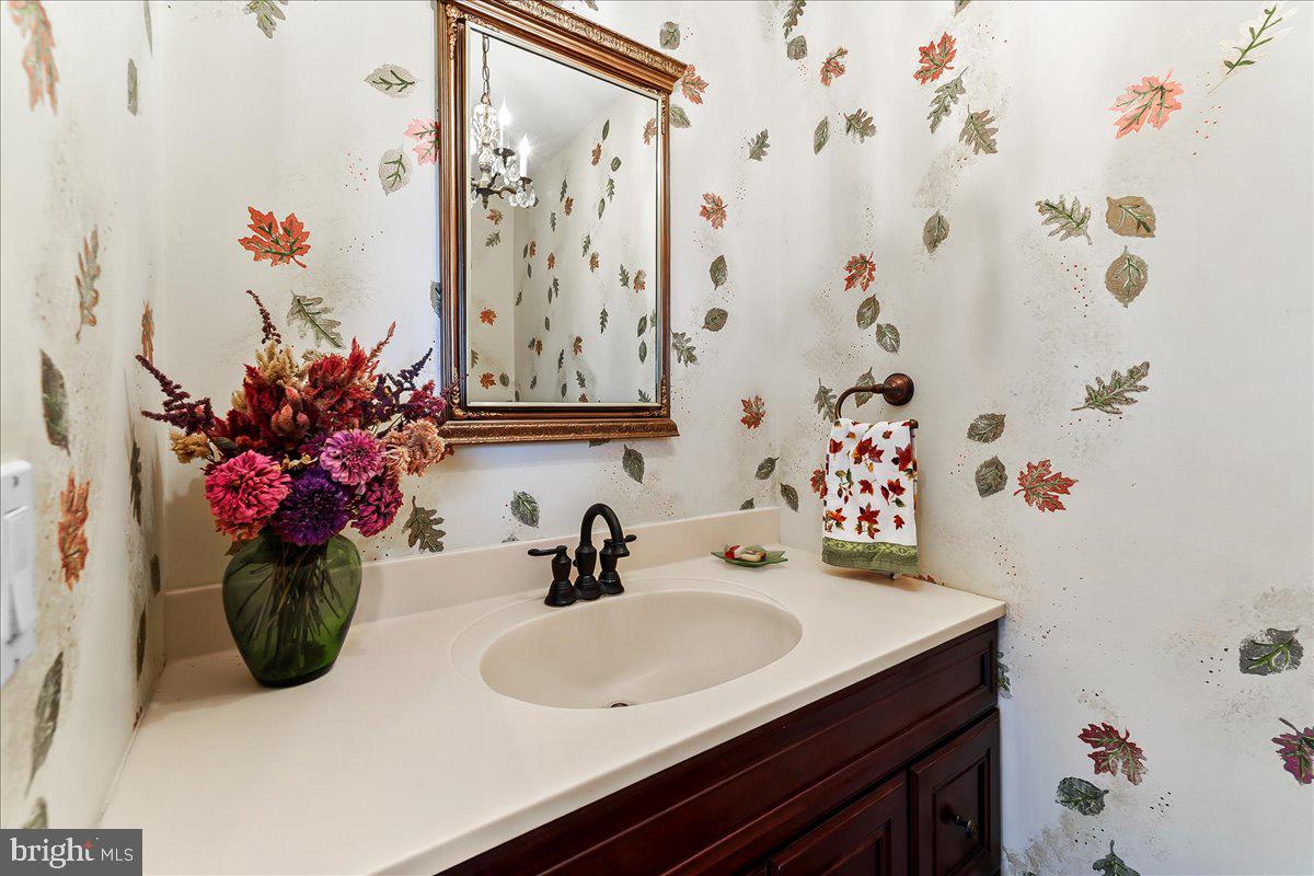 QUAIL HILL - Residential