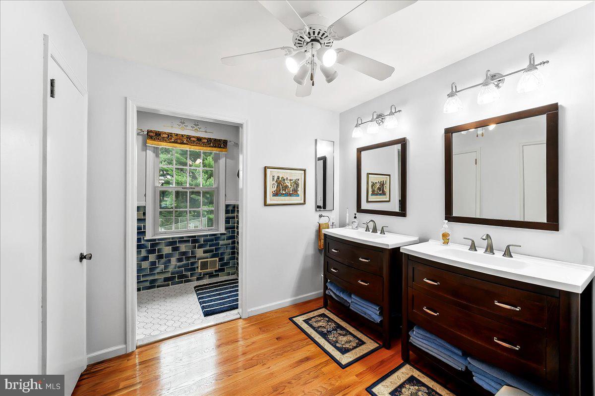 QUAIL HILL - Residential