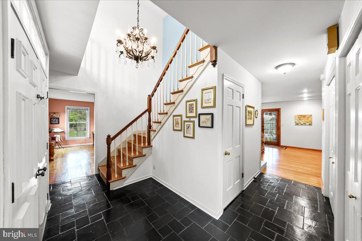 QUAIL HILL - Residential